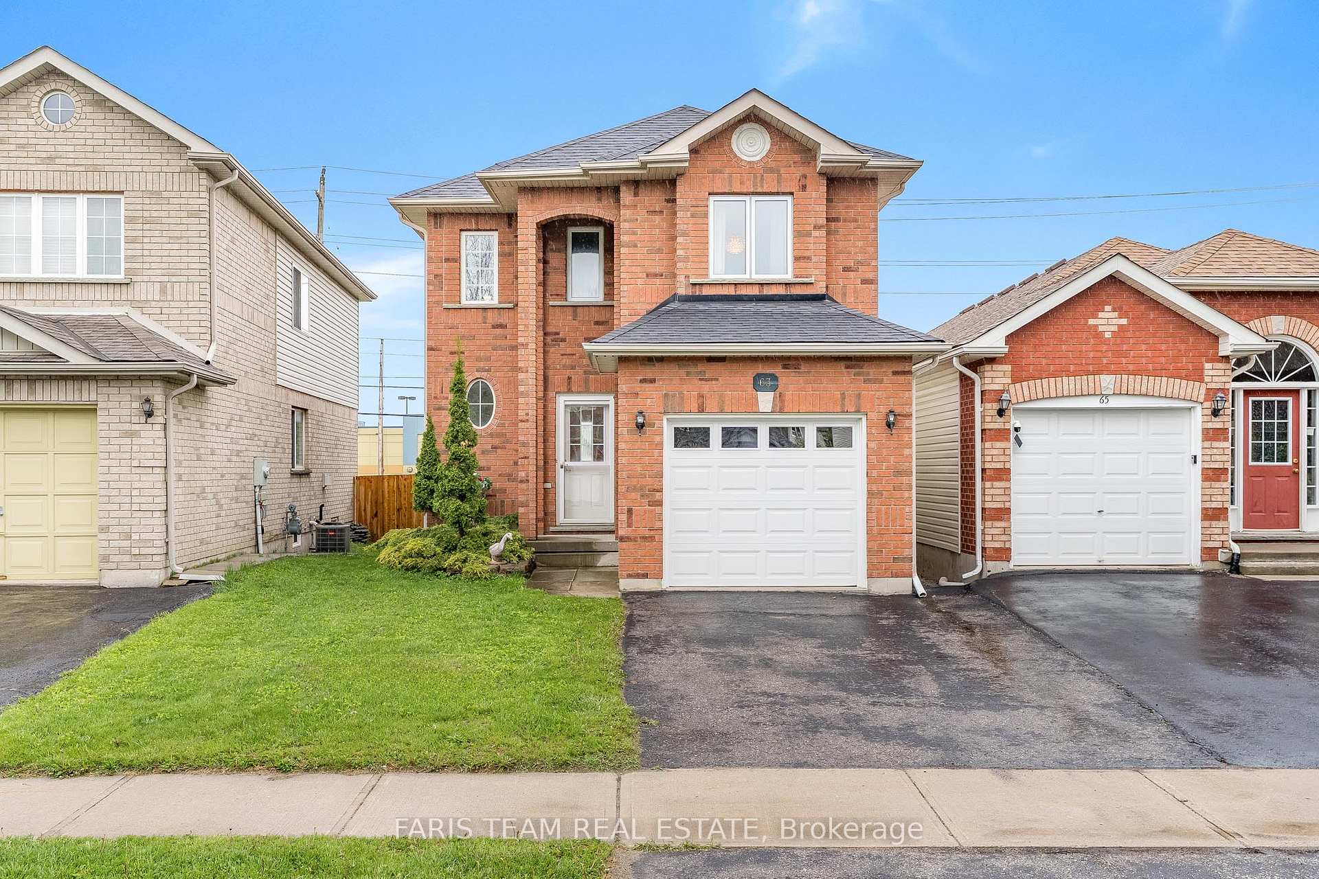 Photo 2 of 63 Julia Crescent, Orillia — HOMEH