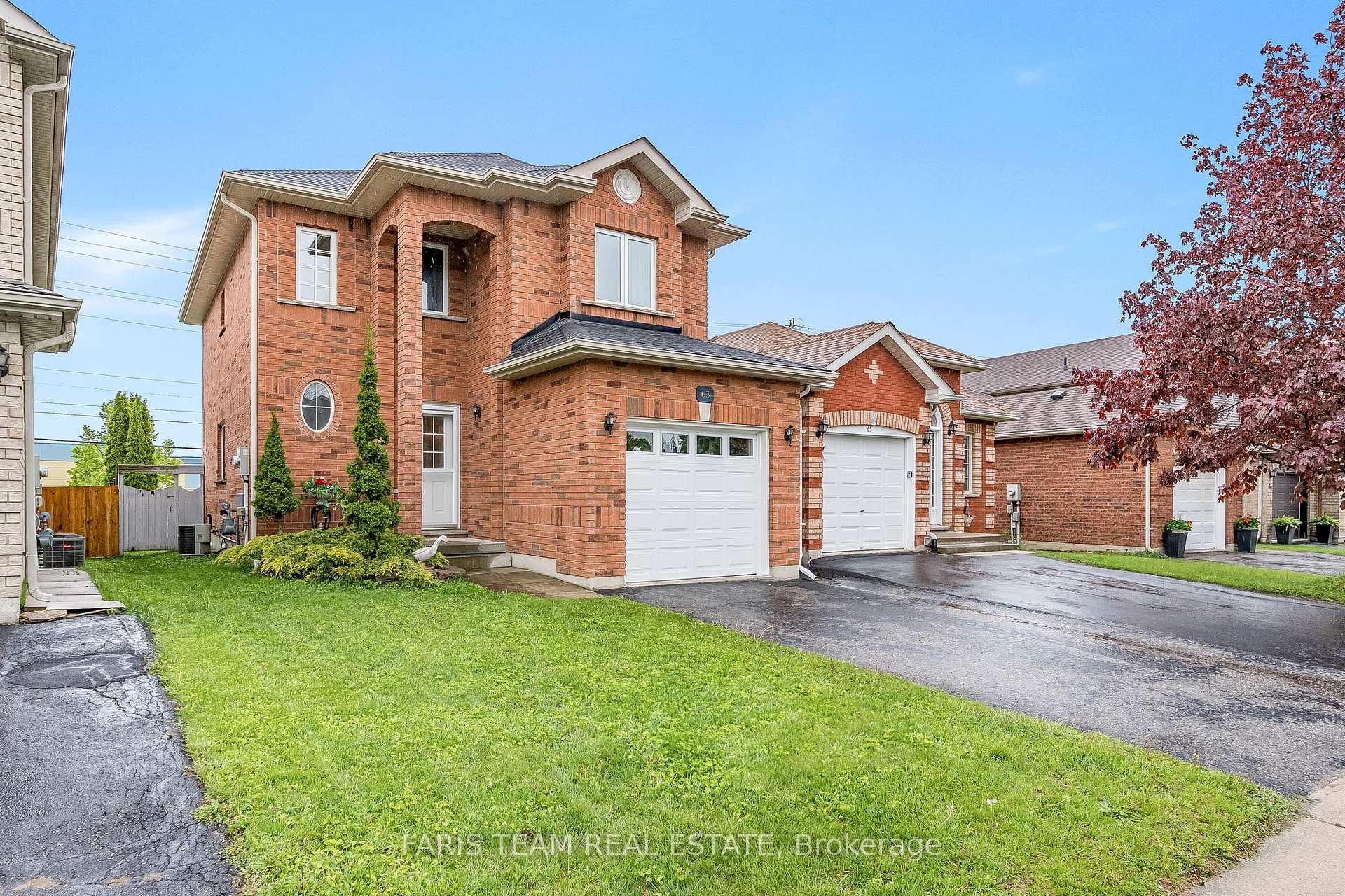 Photo 3 of 63 Julia Crescent, Orillia — HOMEH