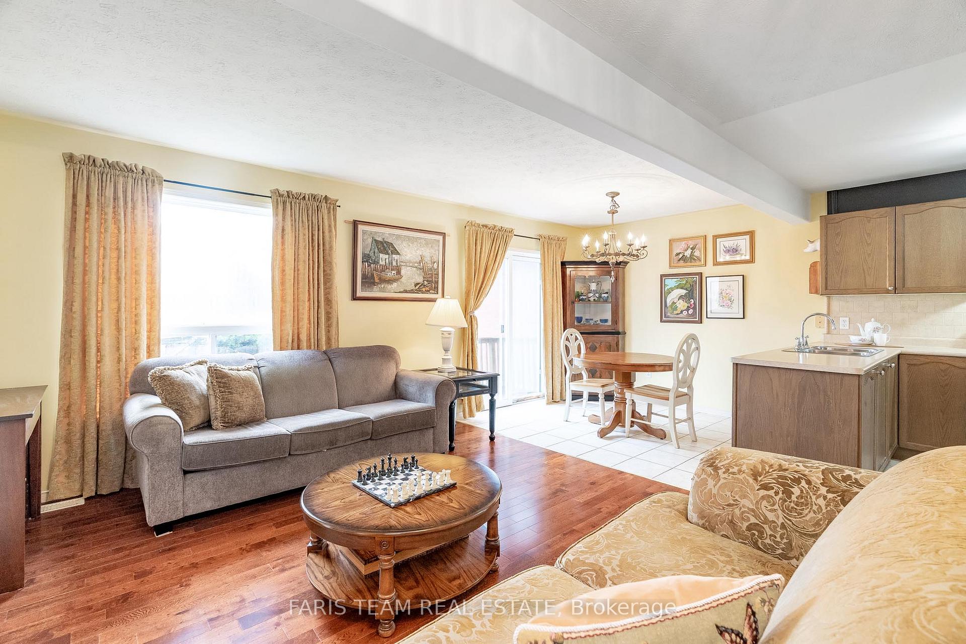 Photo 9 of 63 Julia Crescent, Orillia — HOMEH