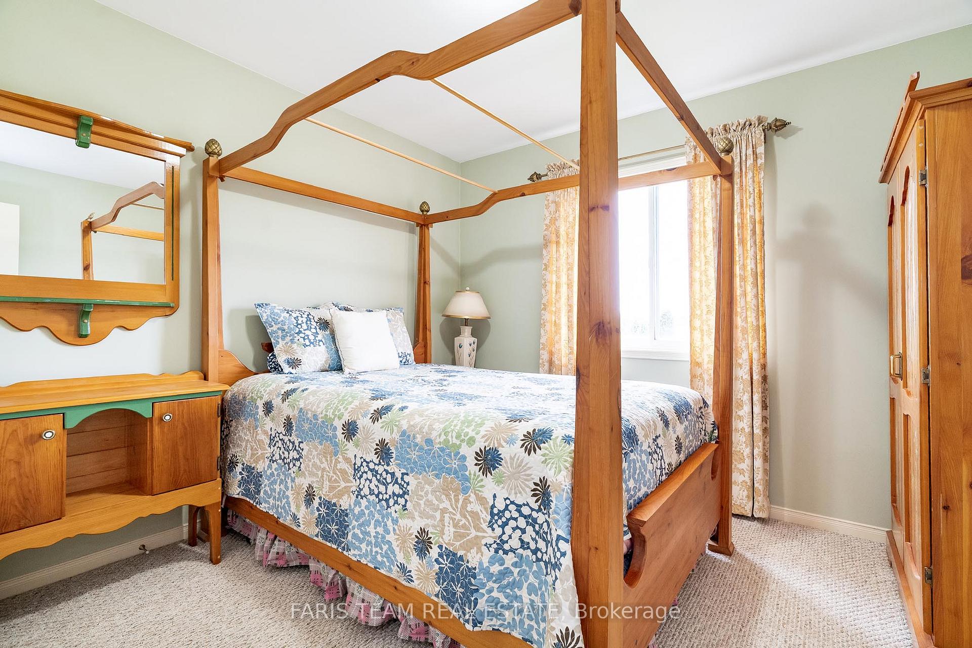 Photo 14 of 63 Julia Crescent, Orillia — HOMEH