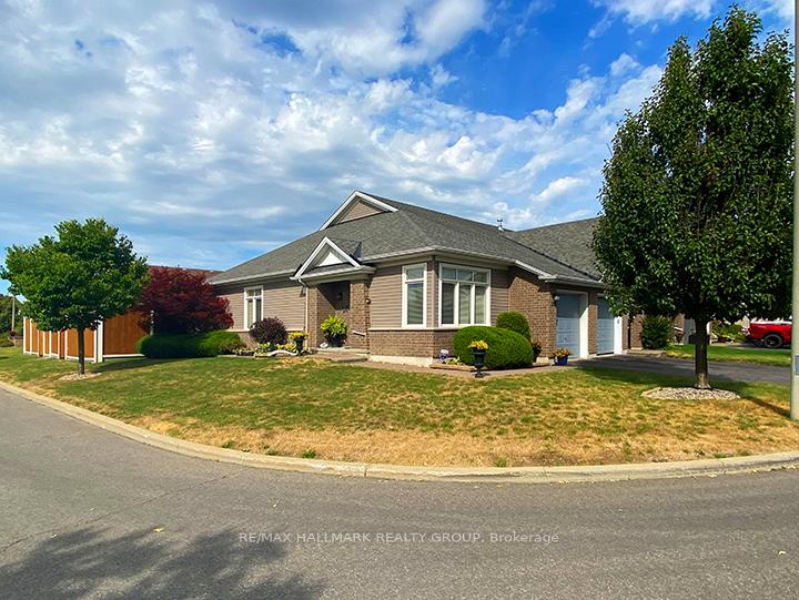 Photo 2 of 325 Farincourt Crescent, Ottawa, Avalon West — HOMEH