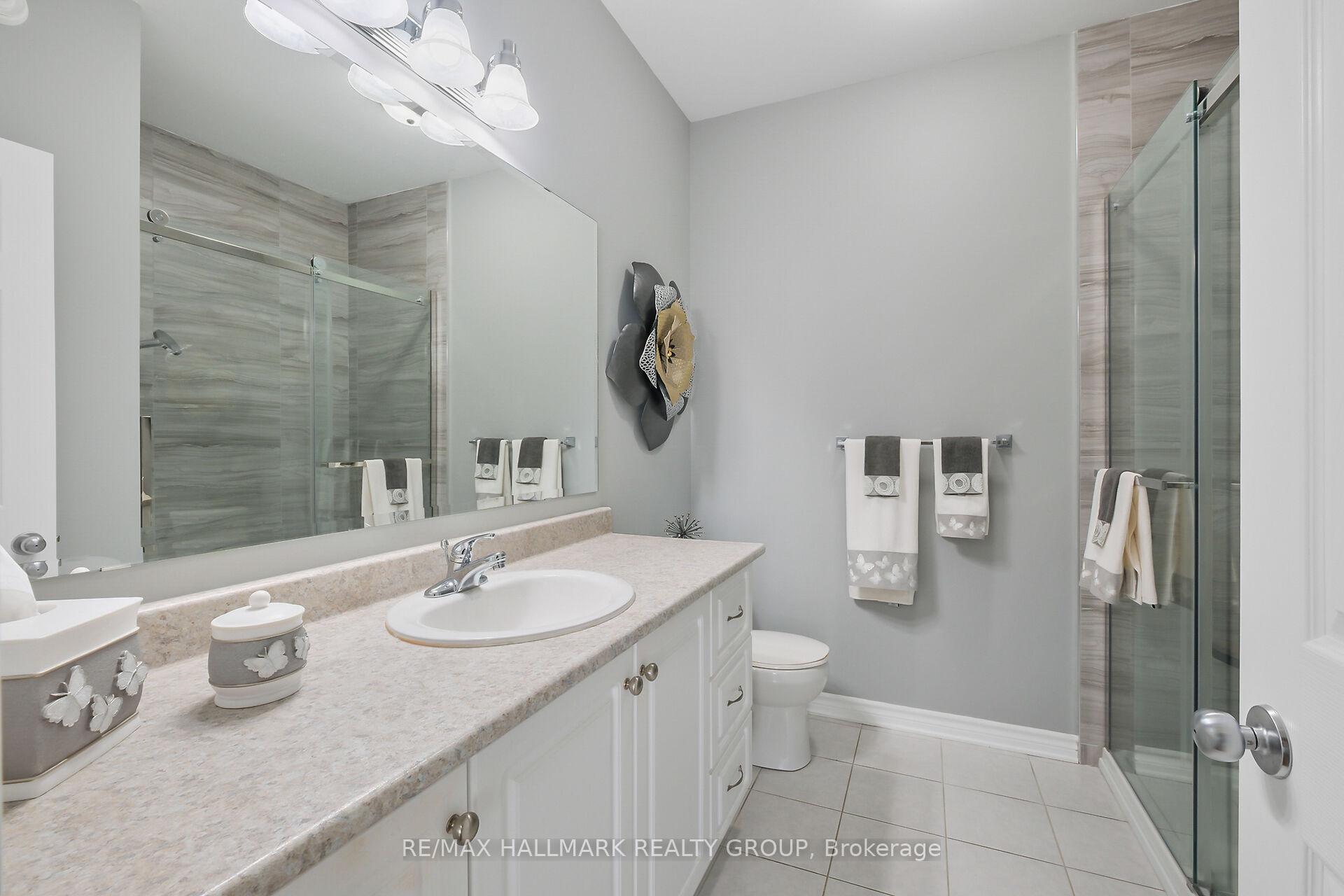 Photo 18 of 325 Farincourt Crescent, Ottawa, Avalon West — HOMEH