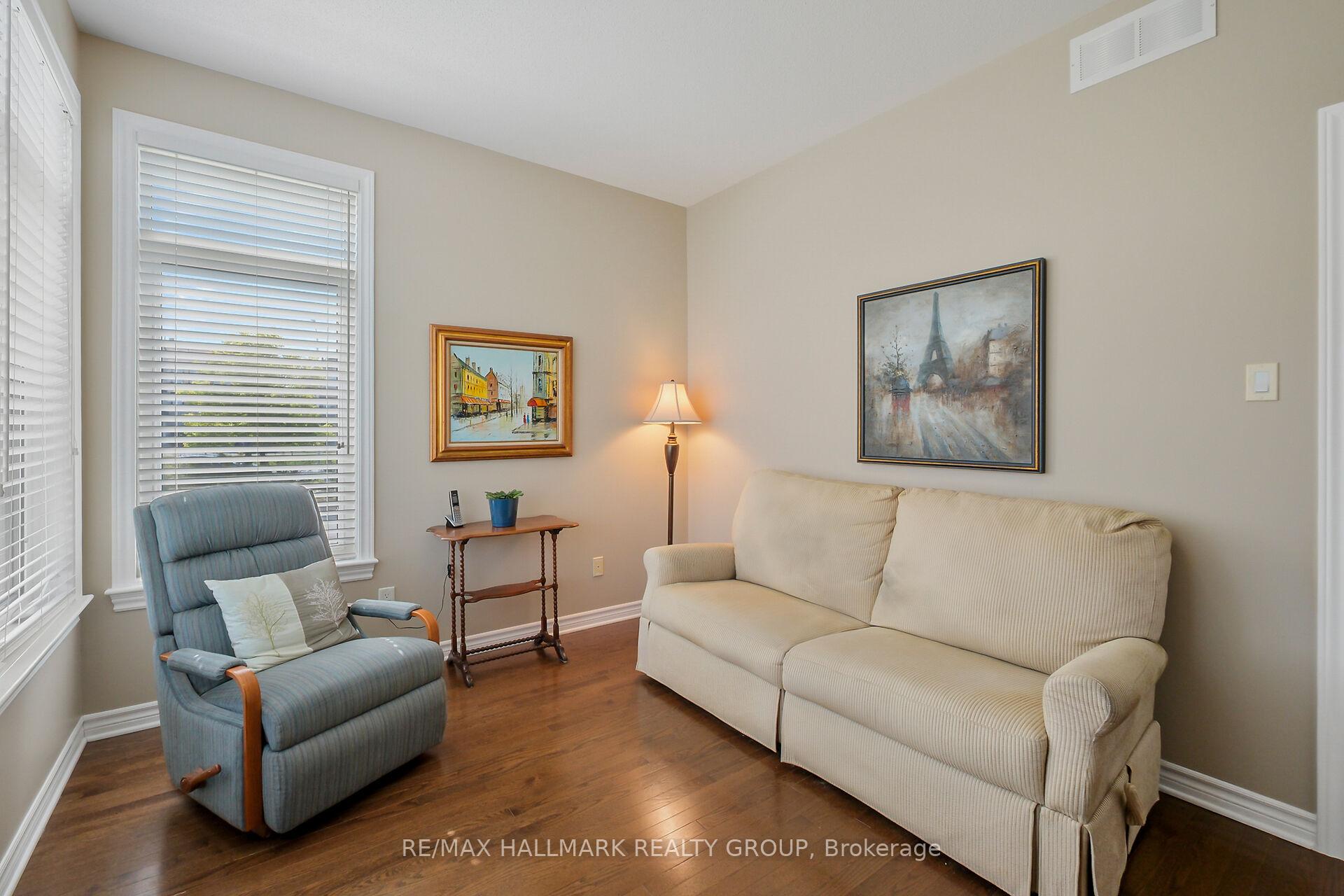Photo 22 of 325 Farincourt Crescent, Ottawa, Avalon West — HOMEH