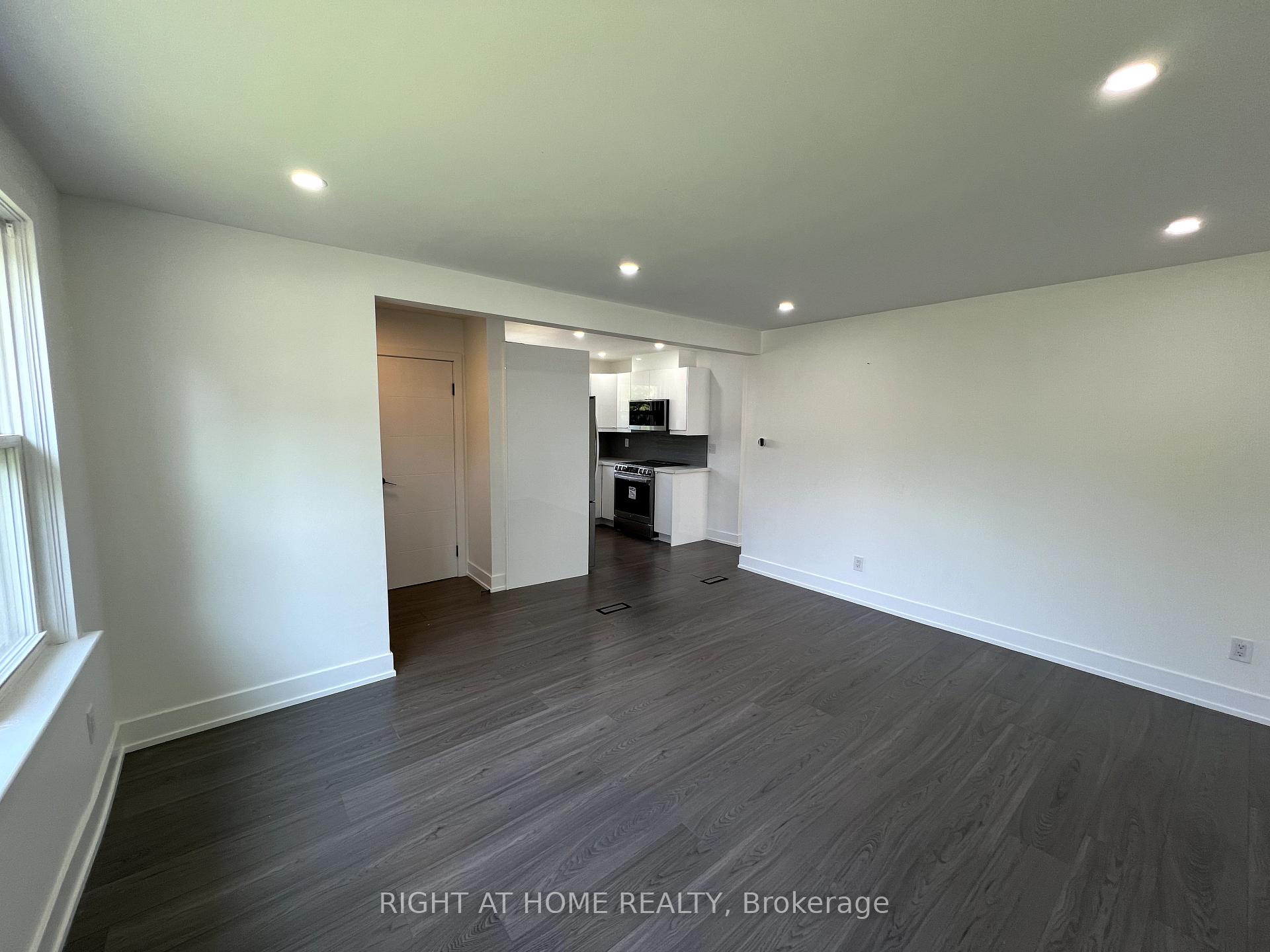 Photo 9 of 75 Pontiac Avenue, Oshawa, Centennial — HOMEH