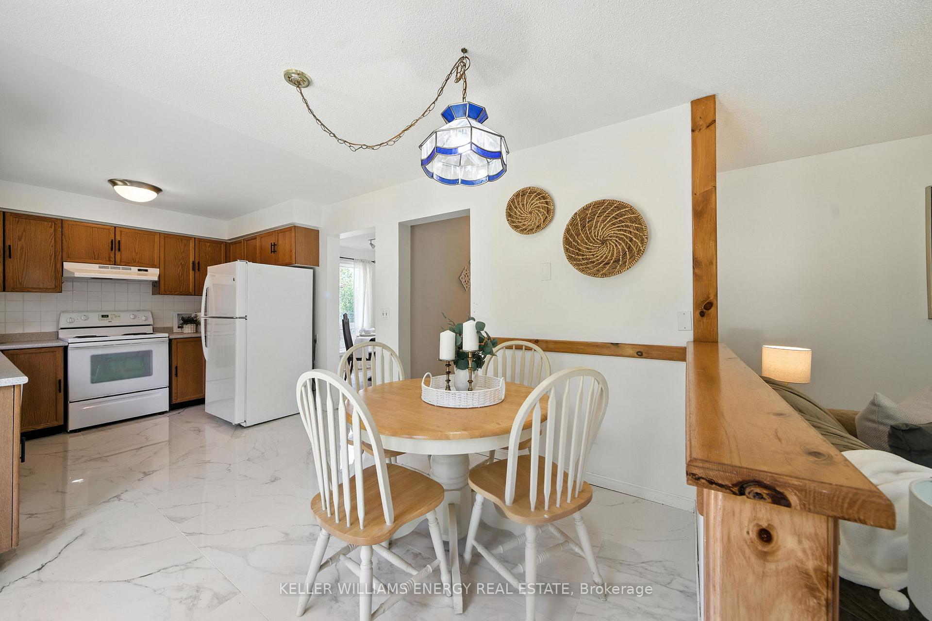 Photo 16 of 910 Renaissance Drive, Oshawa, Lakeview — HOMEH