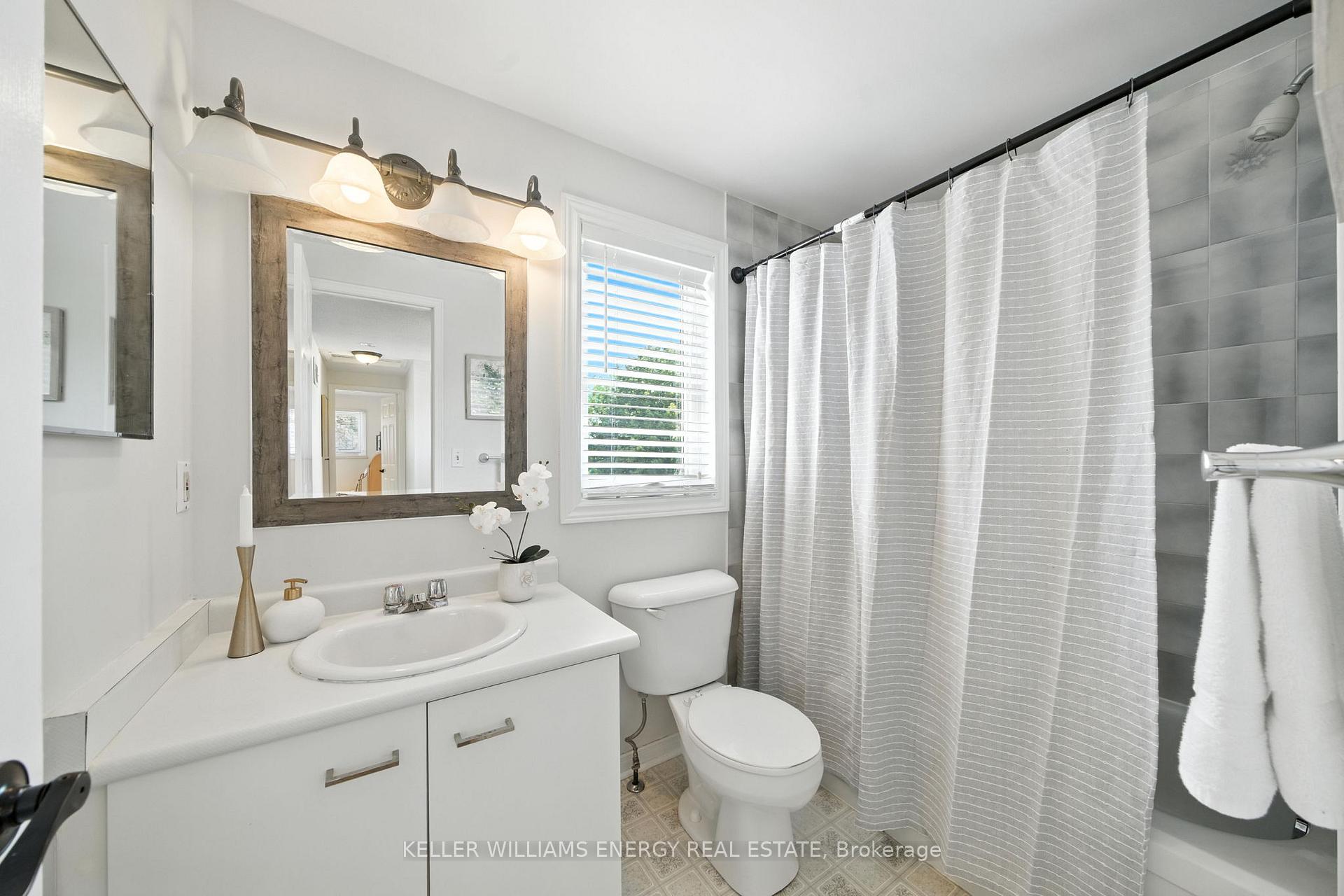 Photo 26 of 910 Renaissance Drive, Oshawa, Lakeview — HOMEH