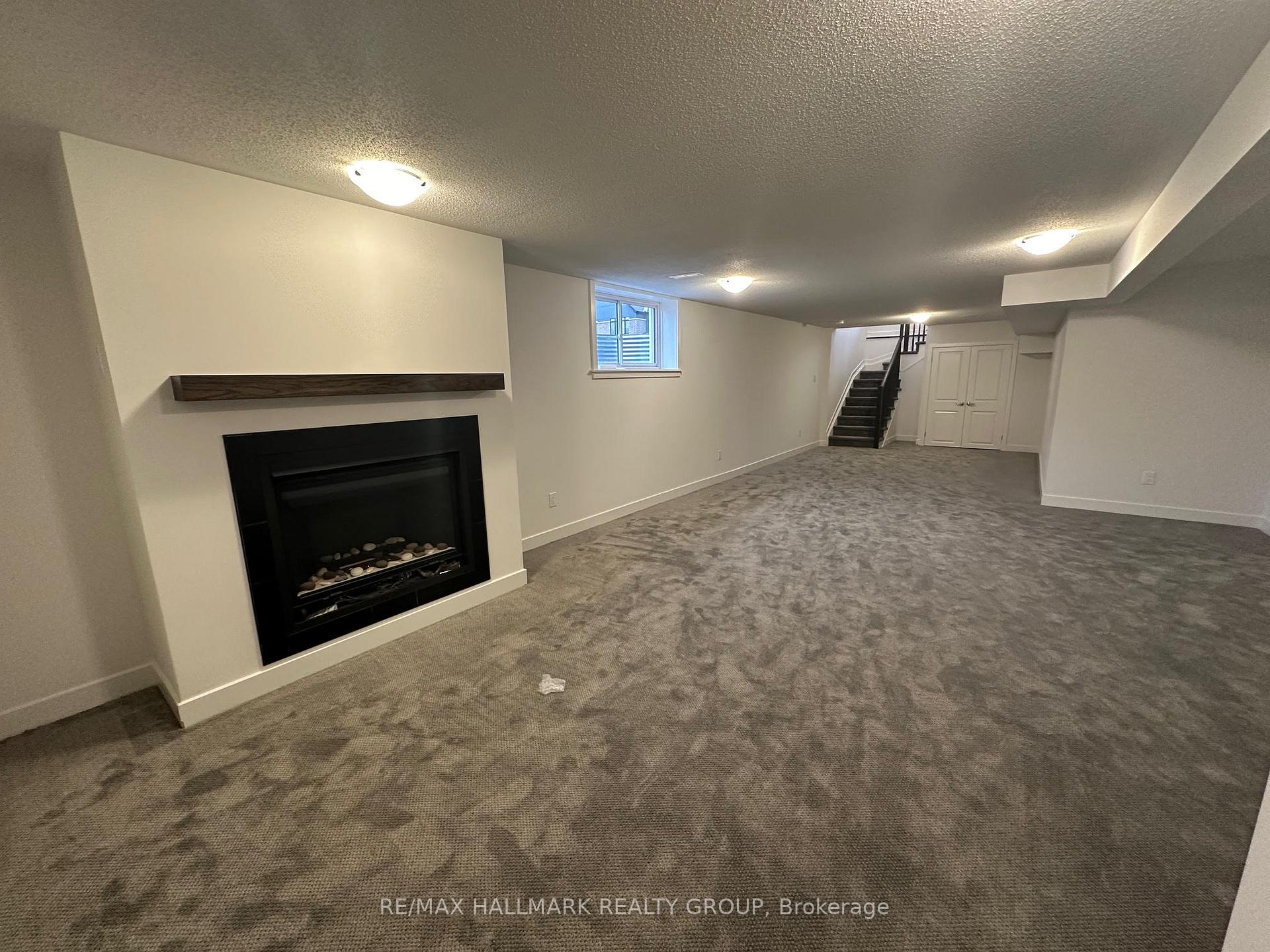 Photo 10 of 563 Knotridge Street, Ottawa, Mer Bleue/Bradley Estates/Anderson Park — HOMEH