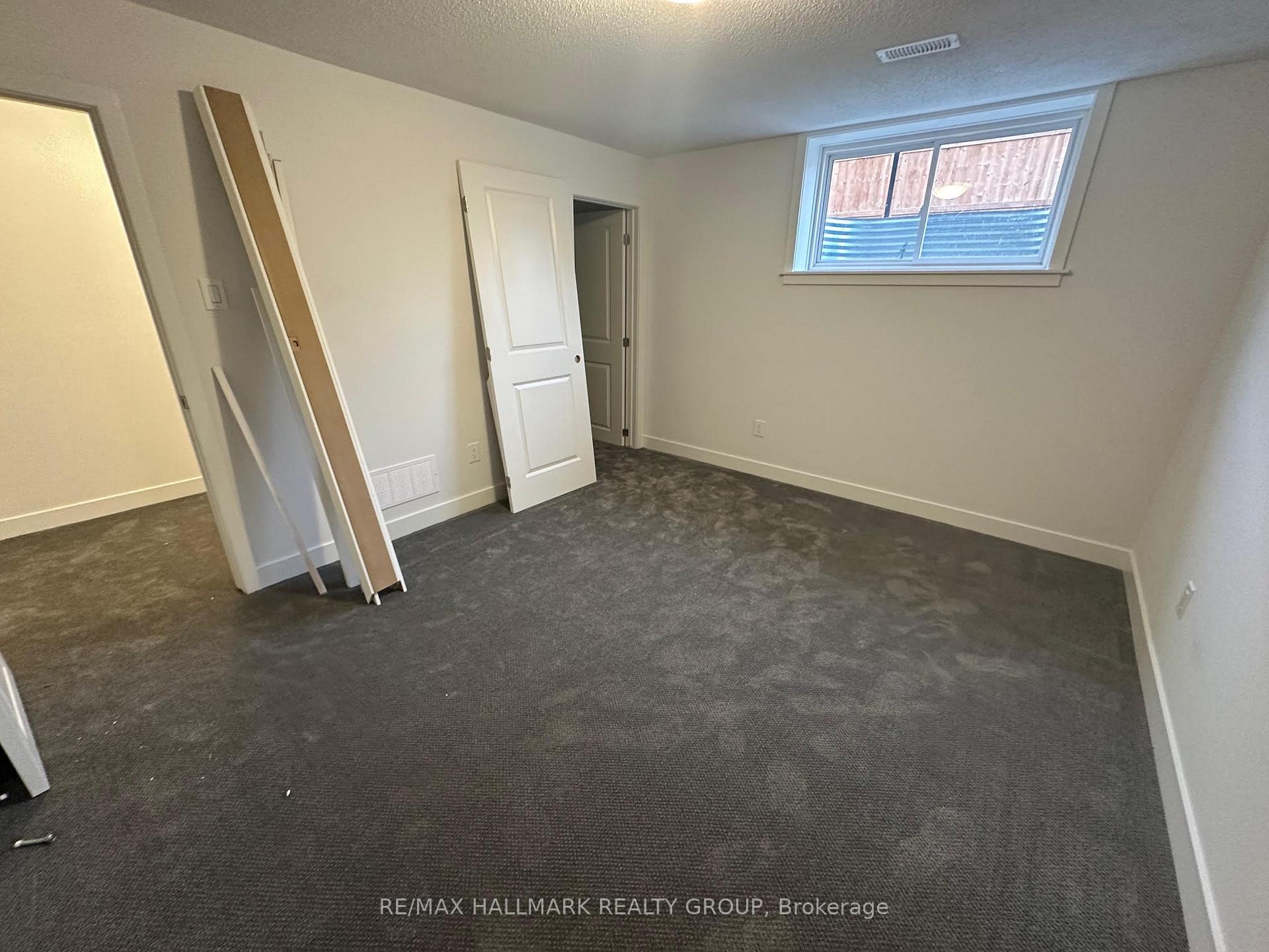 Photo 11 of 563 Knotridge Street, Ottawa, Mer Bleue/Bradley Estates/Anderson Park — HOMEH