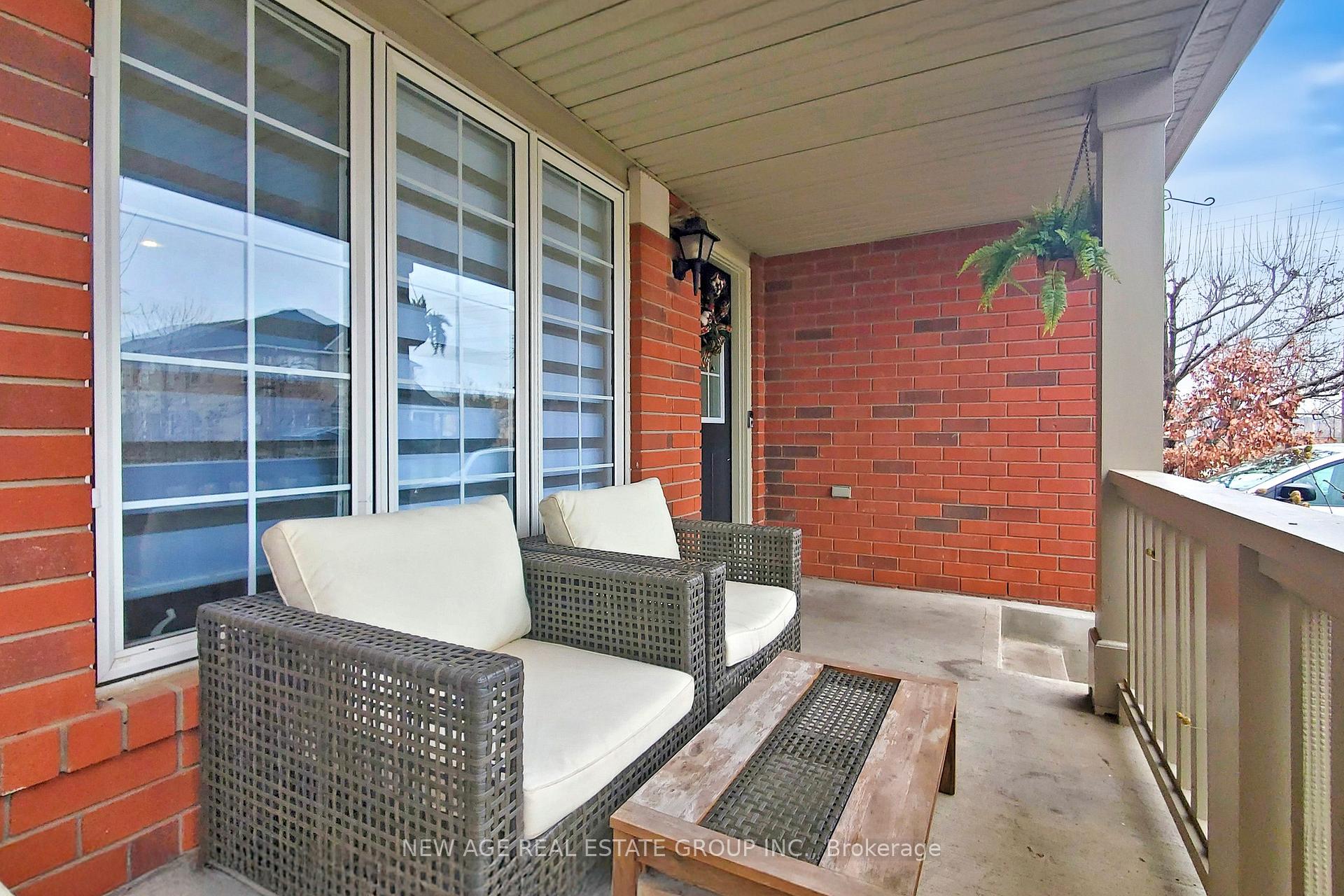 Photo 4 of 1506 Harwood Drive, Milton, Clarke — HOMEH