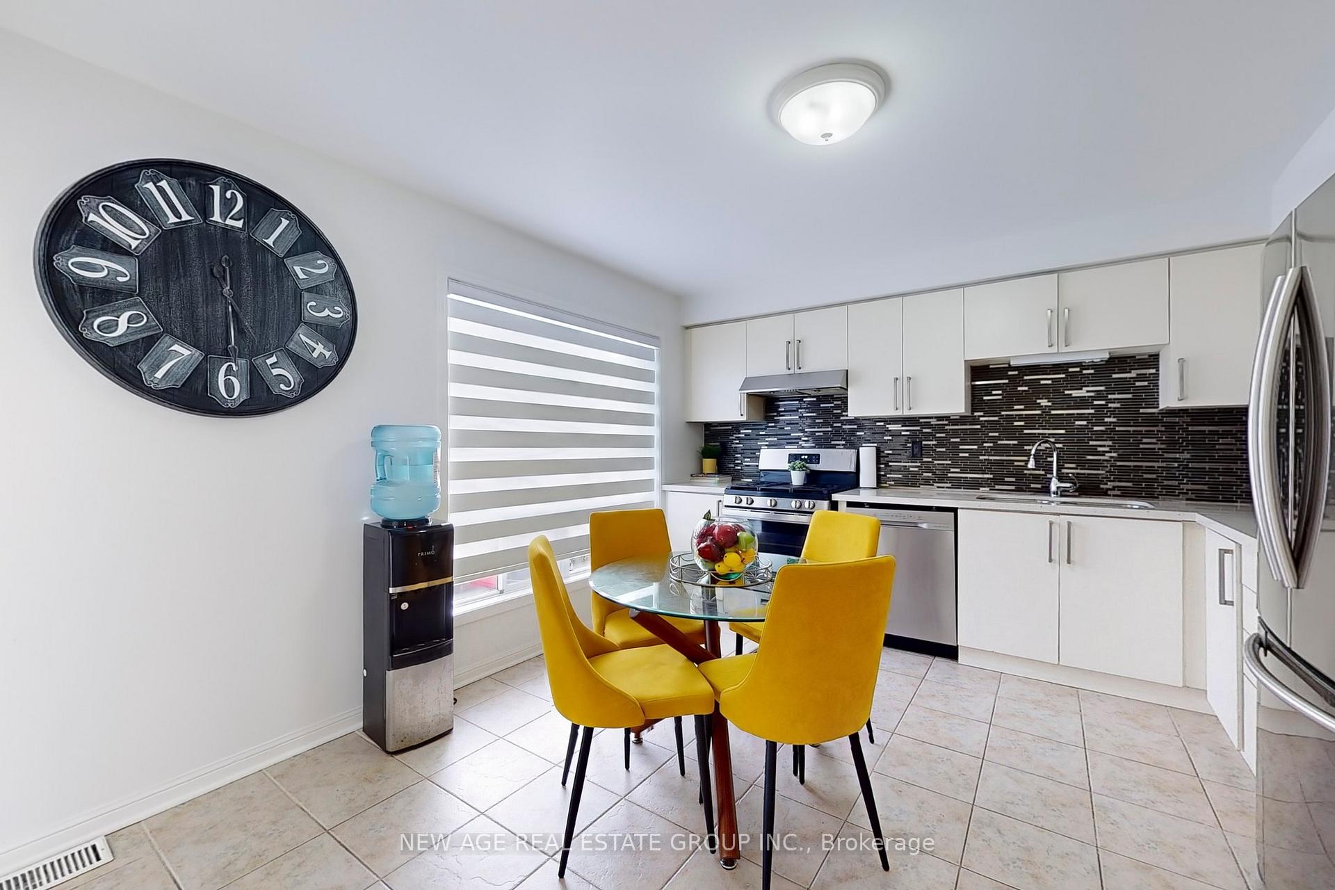 Photo 14 of 1506 Harwood Drive, Milton, Clarke — HOMEH