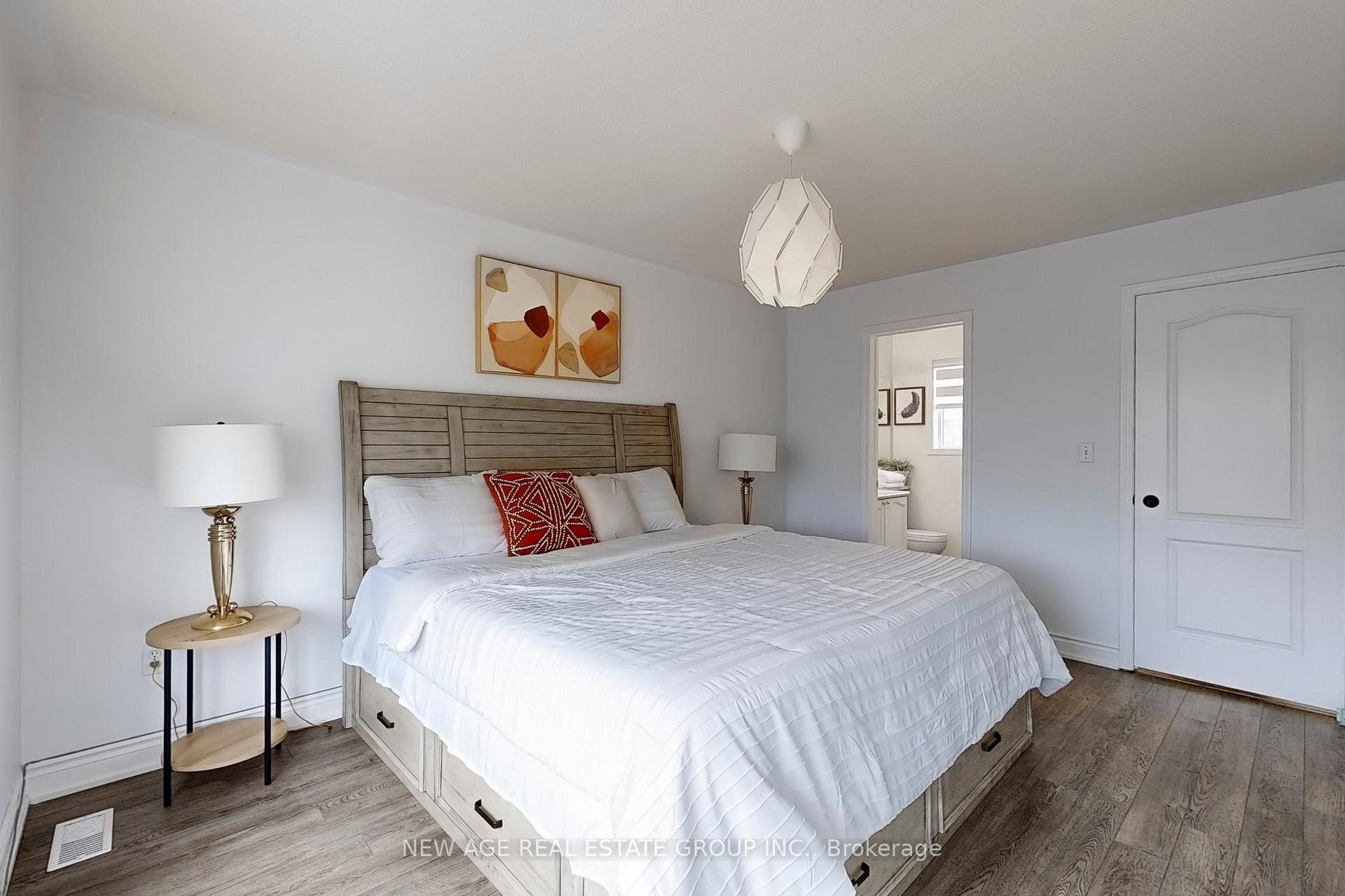 Photo 13 of 1506 Harwood Drive, Milton, Clarke — HOMEH