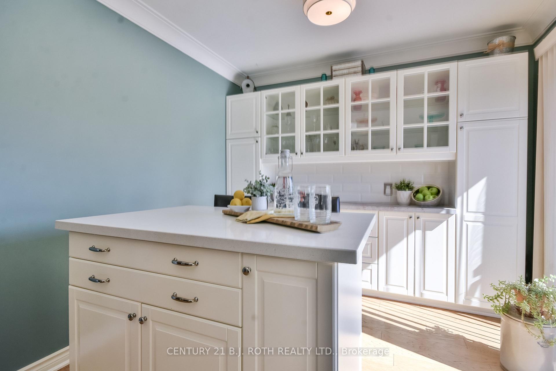 Photo 12 of 43 Lewis Drive, Orillia — HOMEH