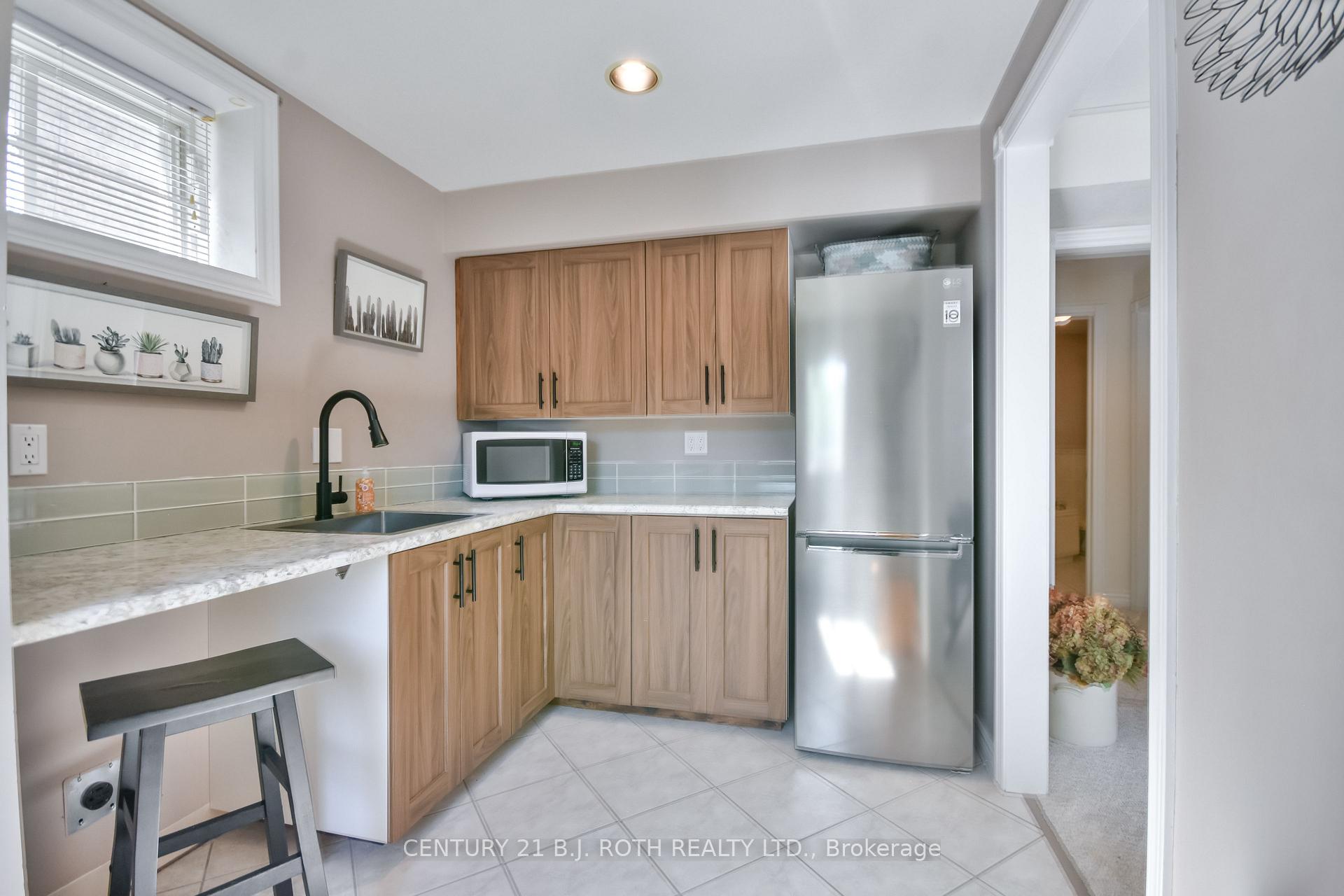 Photo 25 of 43 Lewis Drive, Orillia — HOMEH