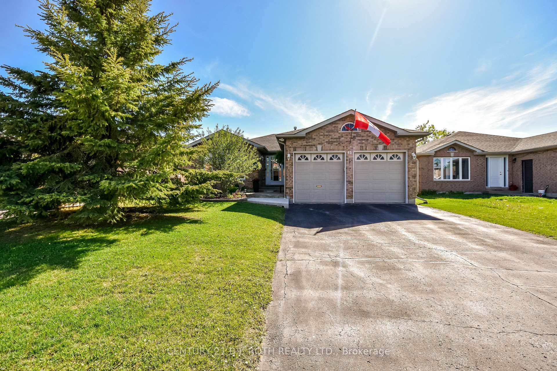 Photo 34 of 43 Lewis Drive, Orillia — HOMEH