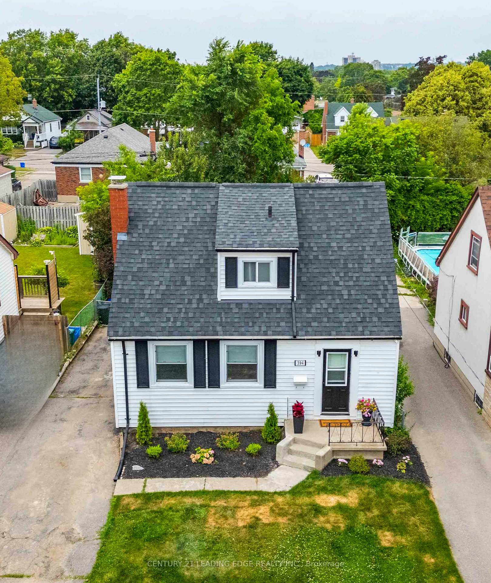 Photo 32 of 394 Beverly Street, Oshawa, O'Neill — HOMEH