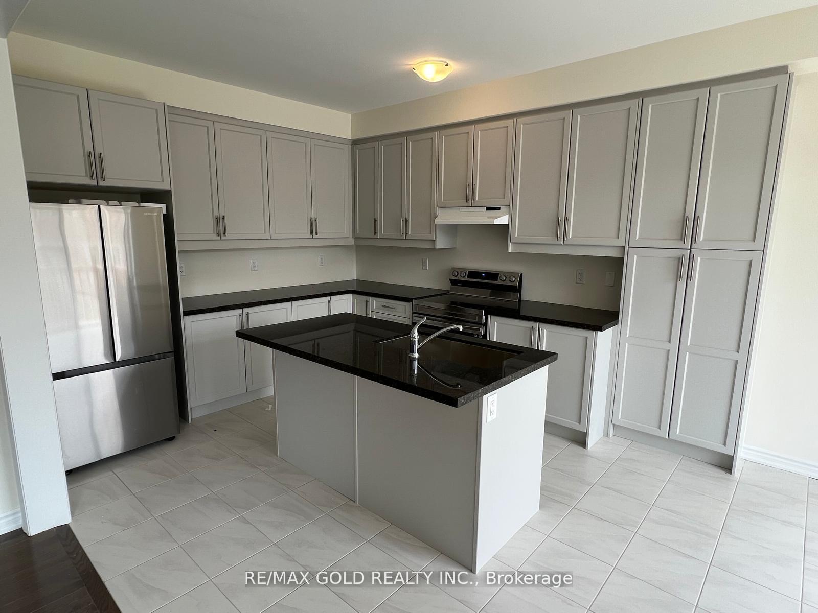 Photo 6 of Unit Upper, 888 Rexton Drive, Oshawa, Kedron — HOMEH