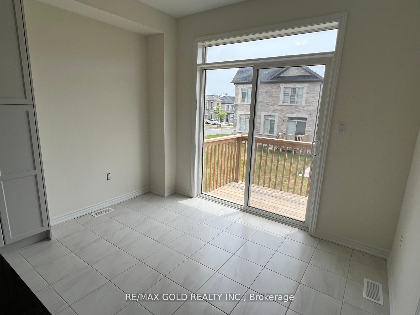 Photo 8 of Unit Upper, 888 Rexton Drive, Oshawa, Kedron — HOMEH
