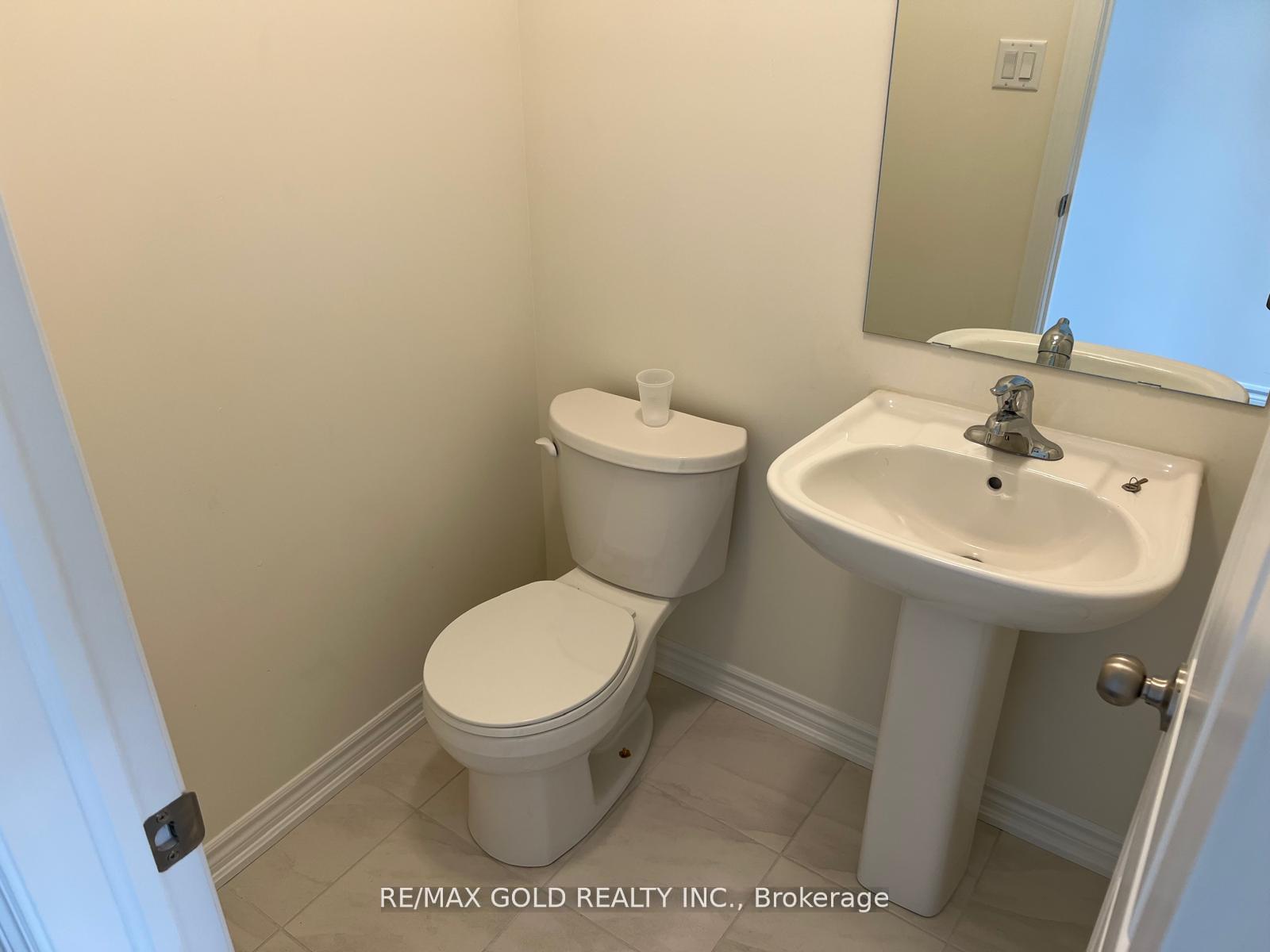 Photo 11 of Unit Upper, 888 Rexton Drive, Oshawa, Kedron — HOMEH