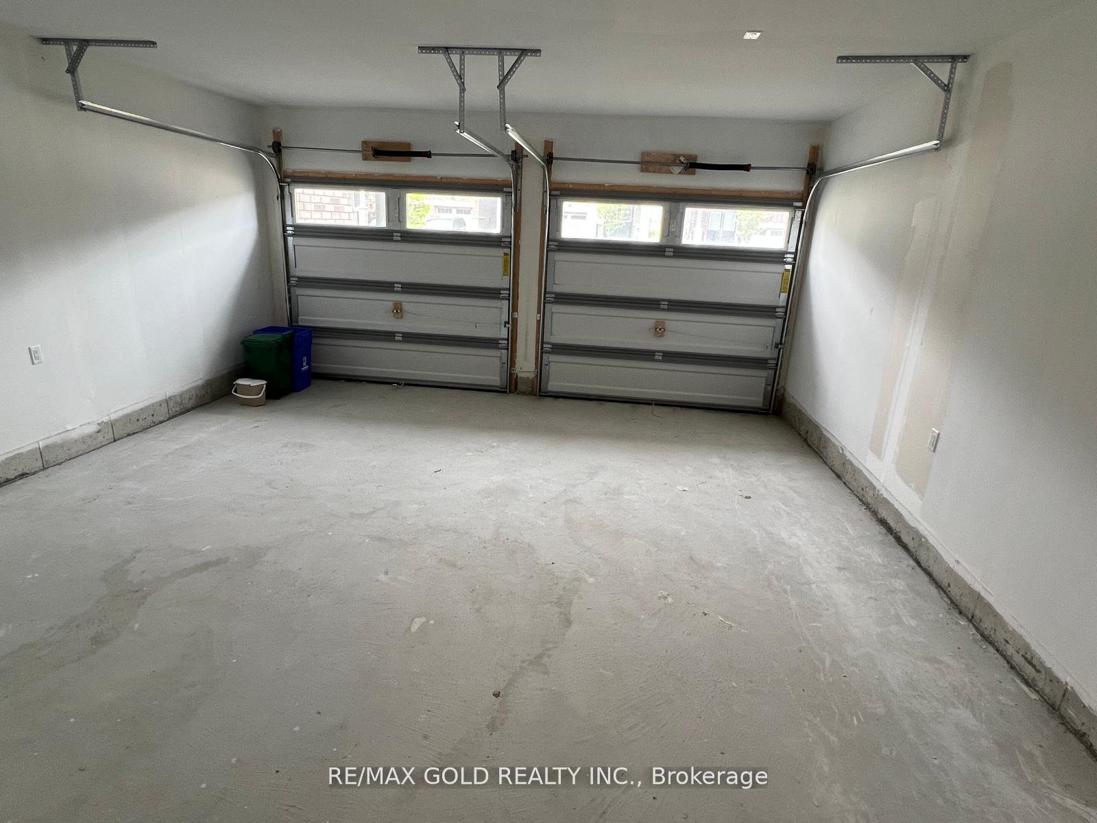 Photo 28 of Unit Upper, 888 Rexton Drive, Oshawa, Kedron — HOMEH