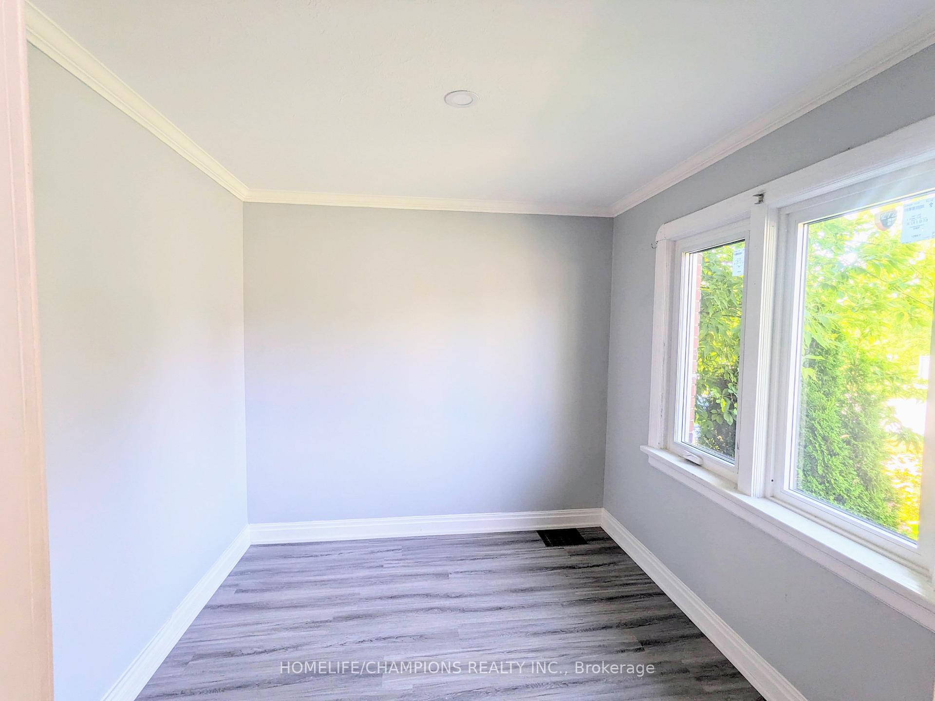 Photo 10 of 55 Central Park Boulevard N, Oshawa, O'Neill — HOMEH
