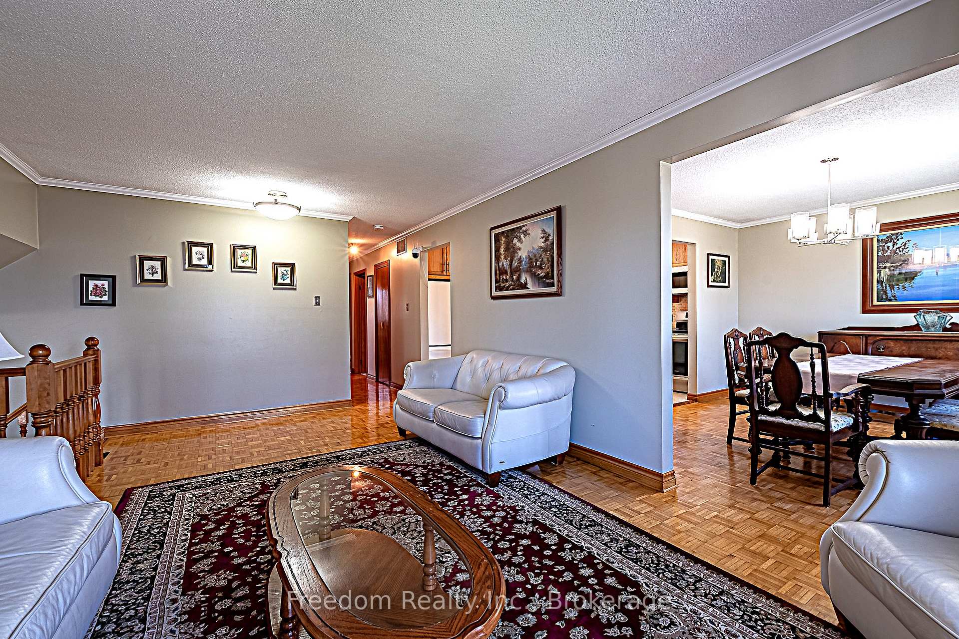 Photo 12 of 604 West Street S, Orillia — HOMEH