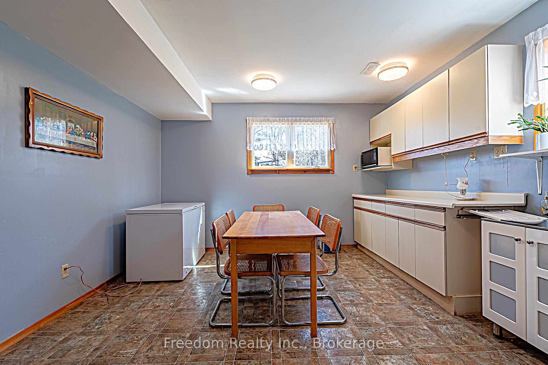 Photo 28 of 604 West Street S, Orillia — HOMEH