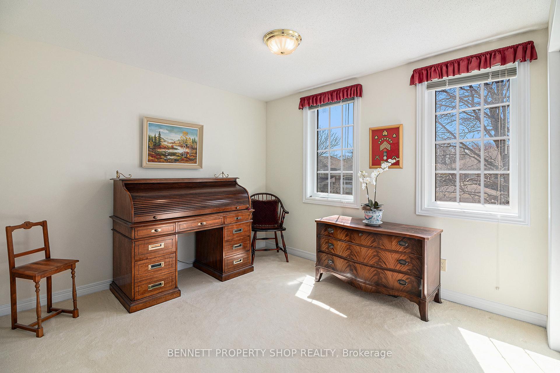 Photo 21 of 1685 Laurelwood Place, Ottawa, Chapel Hill — HOMEH
