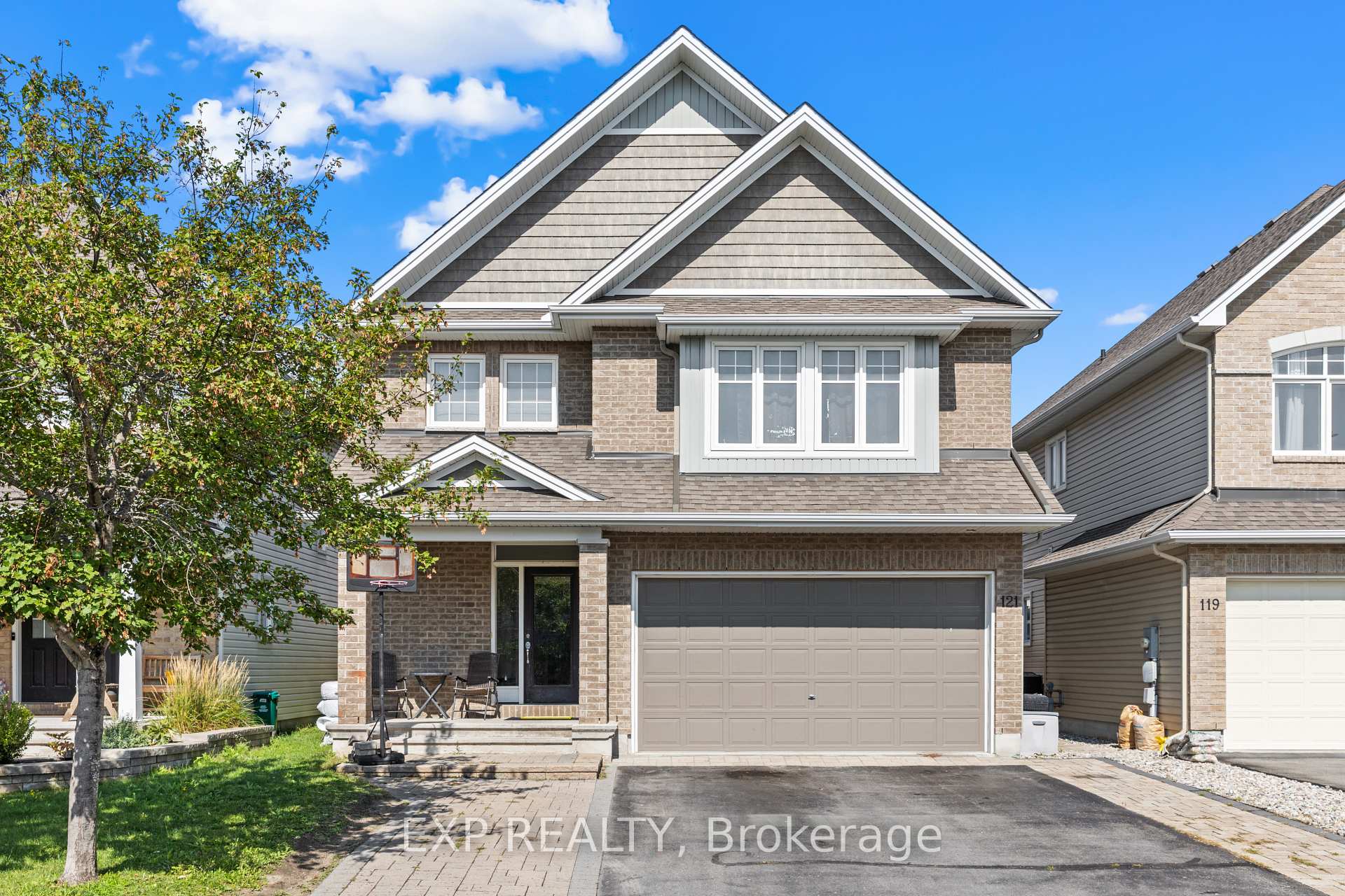 Photo 1 of 121 Daglan Crescent, Ottawa, Avalon West — HOMEH