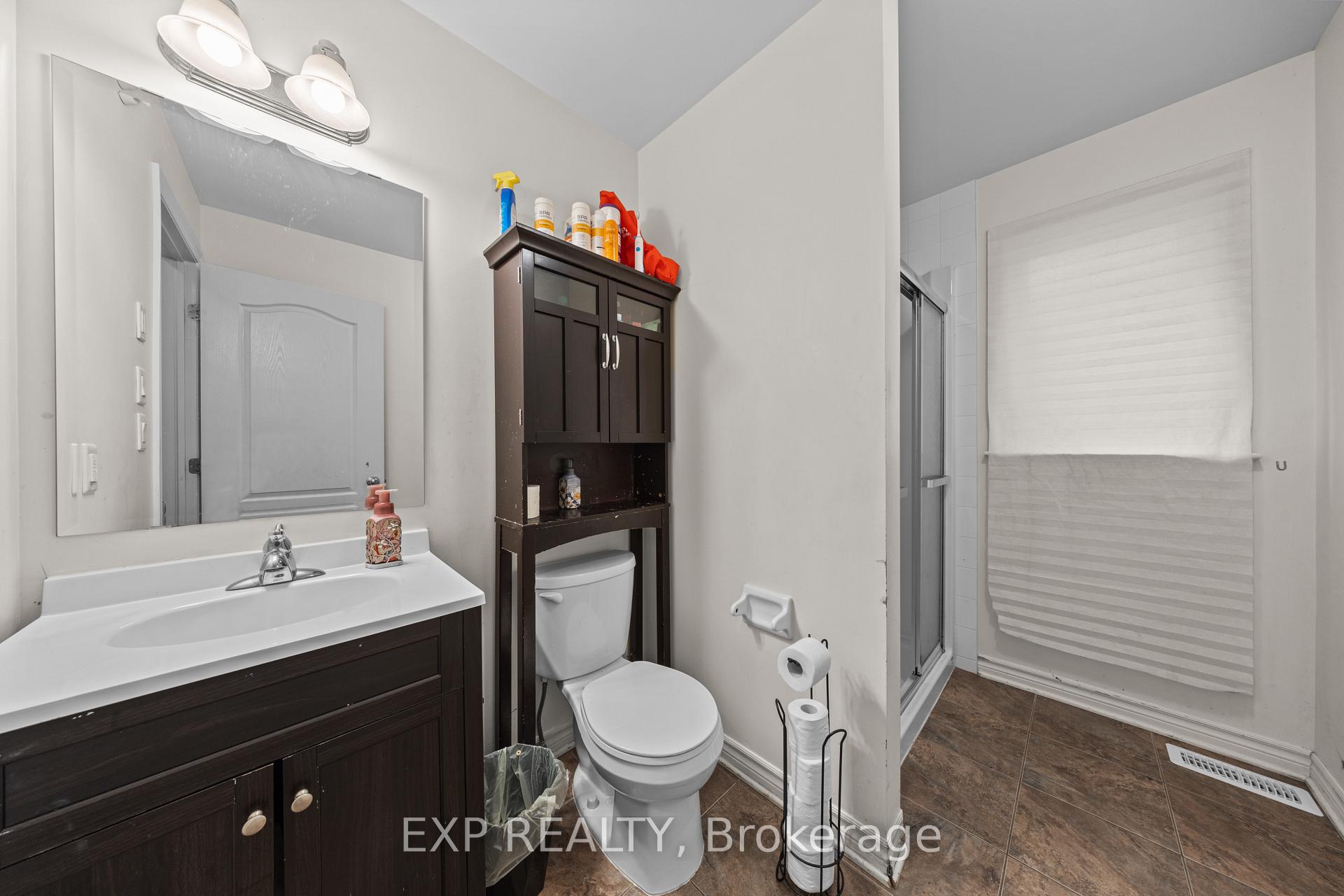 Photo 7 of 121 Daglan Crescent, Ottawa, Avalon West — HOMEH