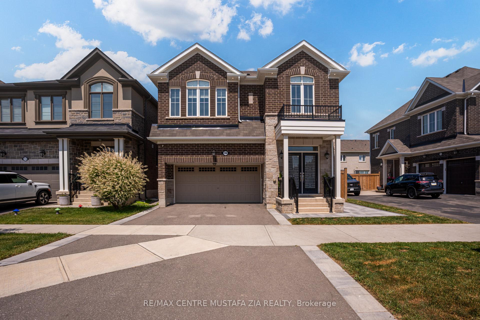 Photo 1 of 708 Kennedy Circle, Milton, Cobban — HOMEH