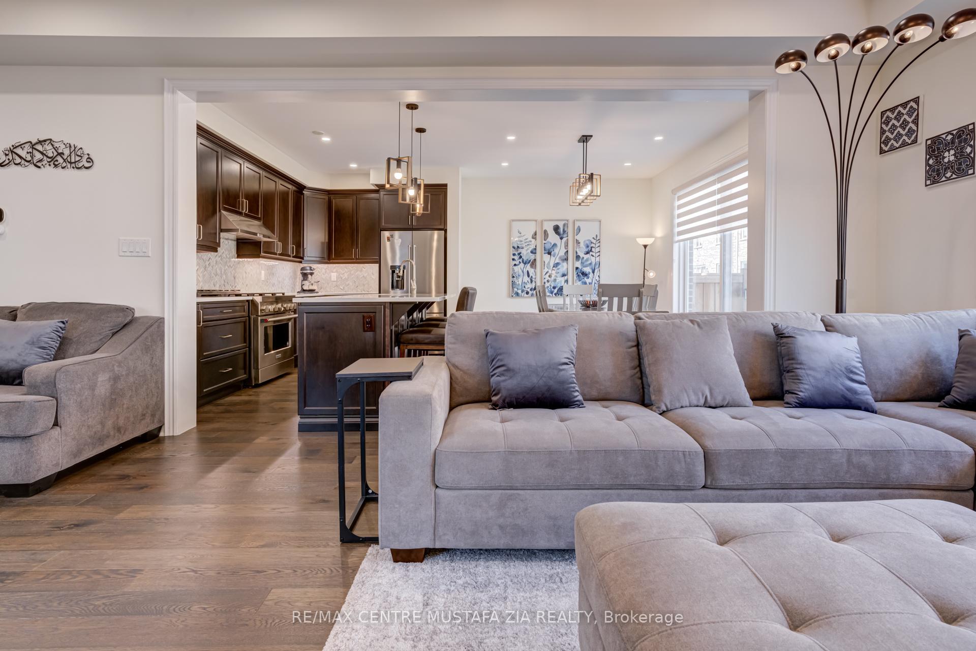Photo 36 of 708 Kennedy Circle, Milton, Cobban — HOMEH