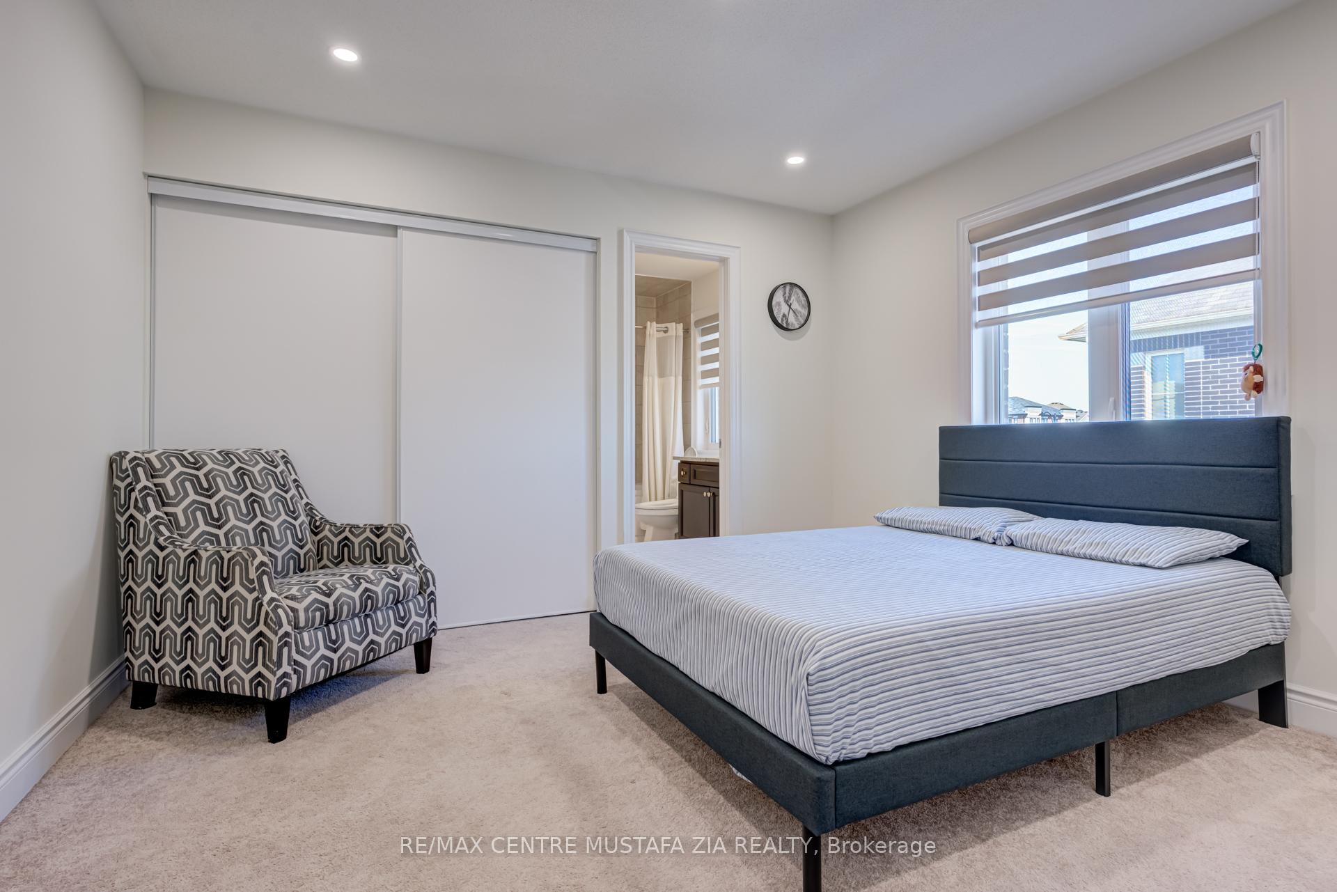 Photo 19 of 708 Kennedy Circle, Milton, Cobban — HOMEH