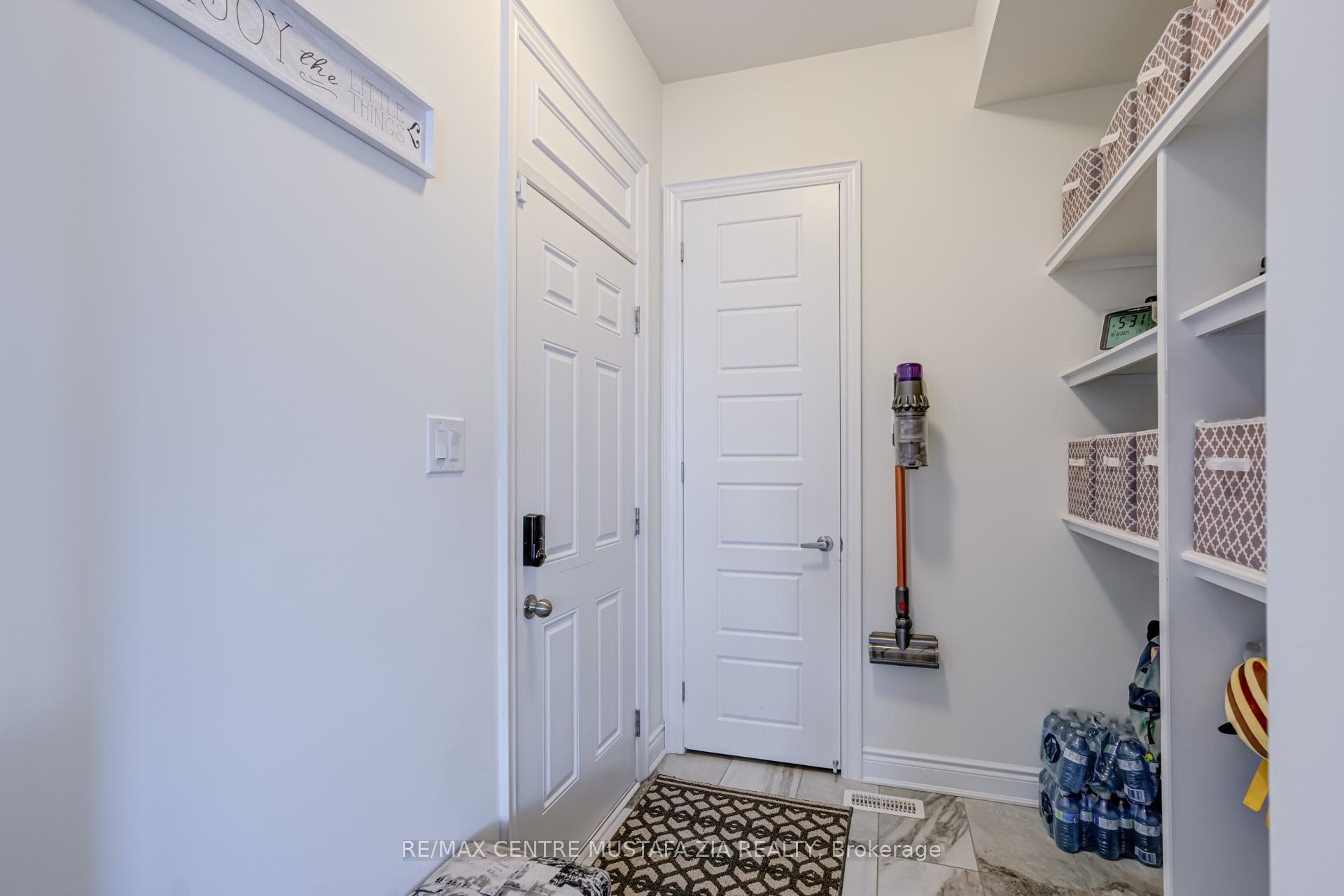 Photo 50 of 708 Kennedy Circle, Milton, Cobban — HOMEH