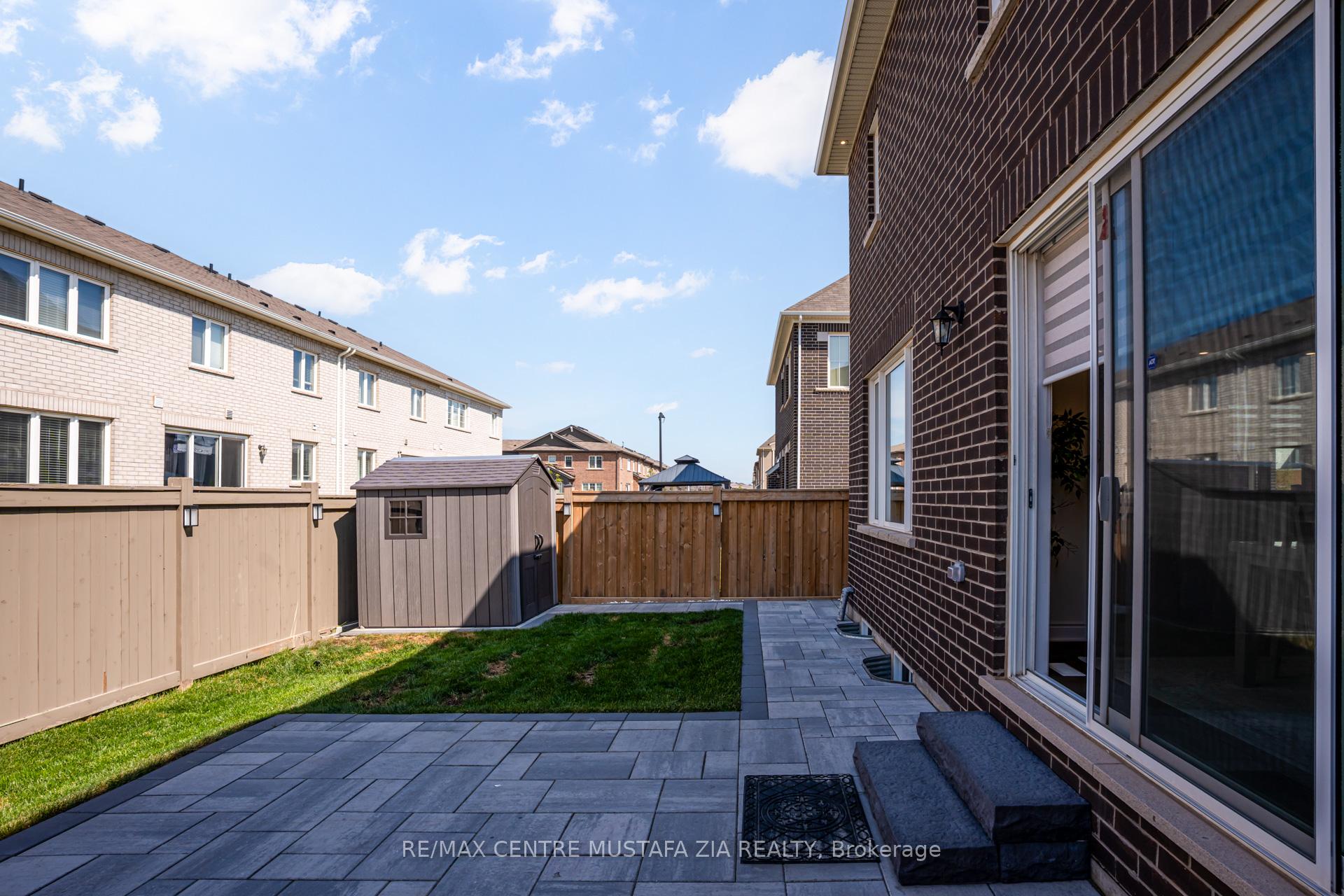 Photo 44 of 708 Kennedy Circle, Milton, Cobban — HOMEH
