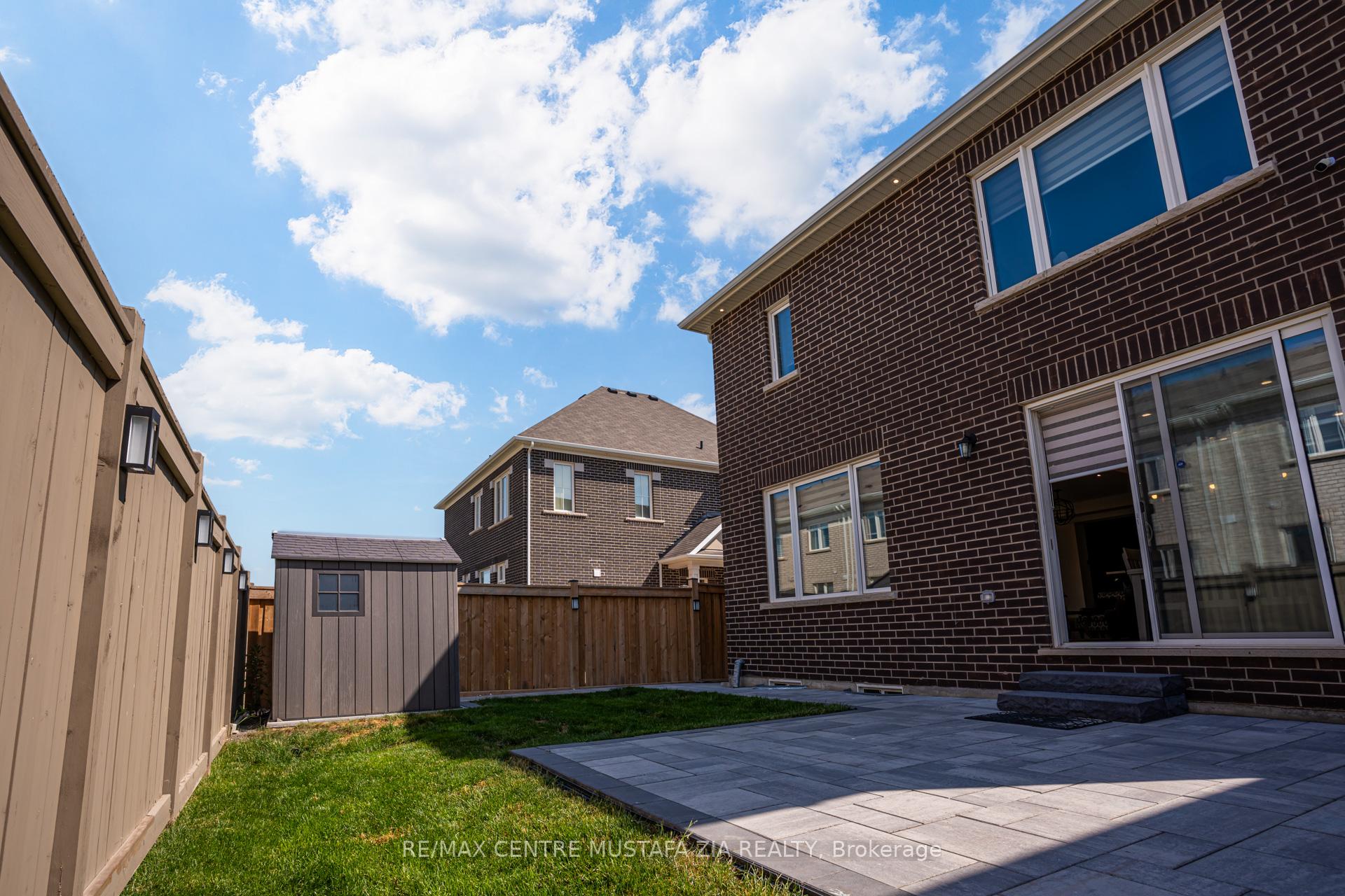 Photo 45 of 708 Kennedy Circle, Milton, Cobban — HOMEH