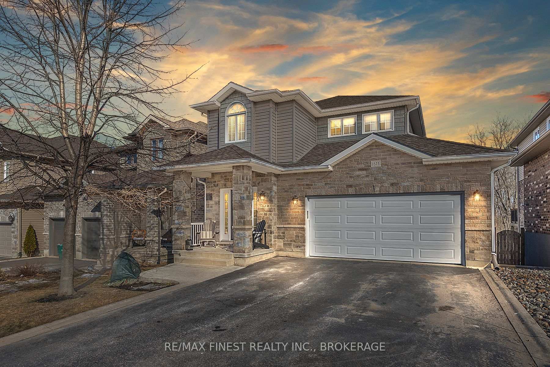 Front of 1378 Waterside Way