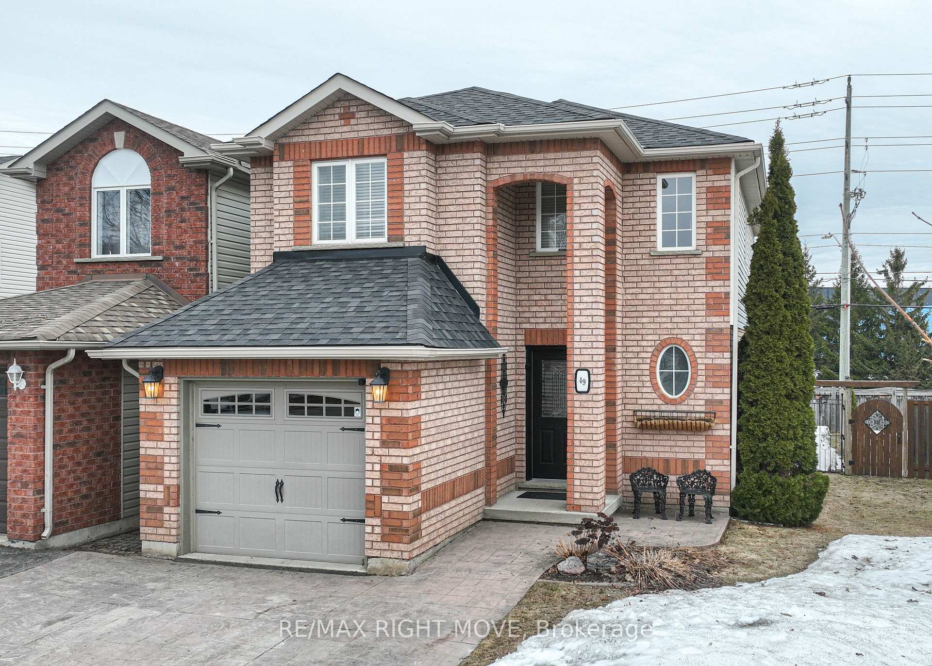 Photo 1 of 49 Julia Crescent, Orillia — HOMEH