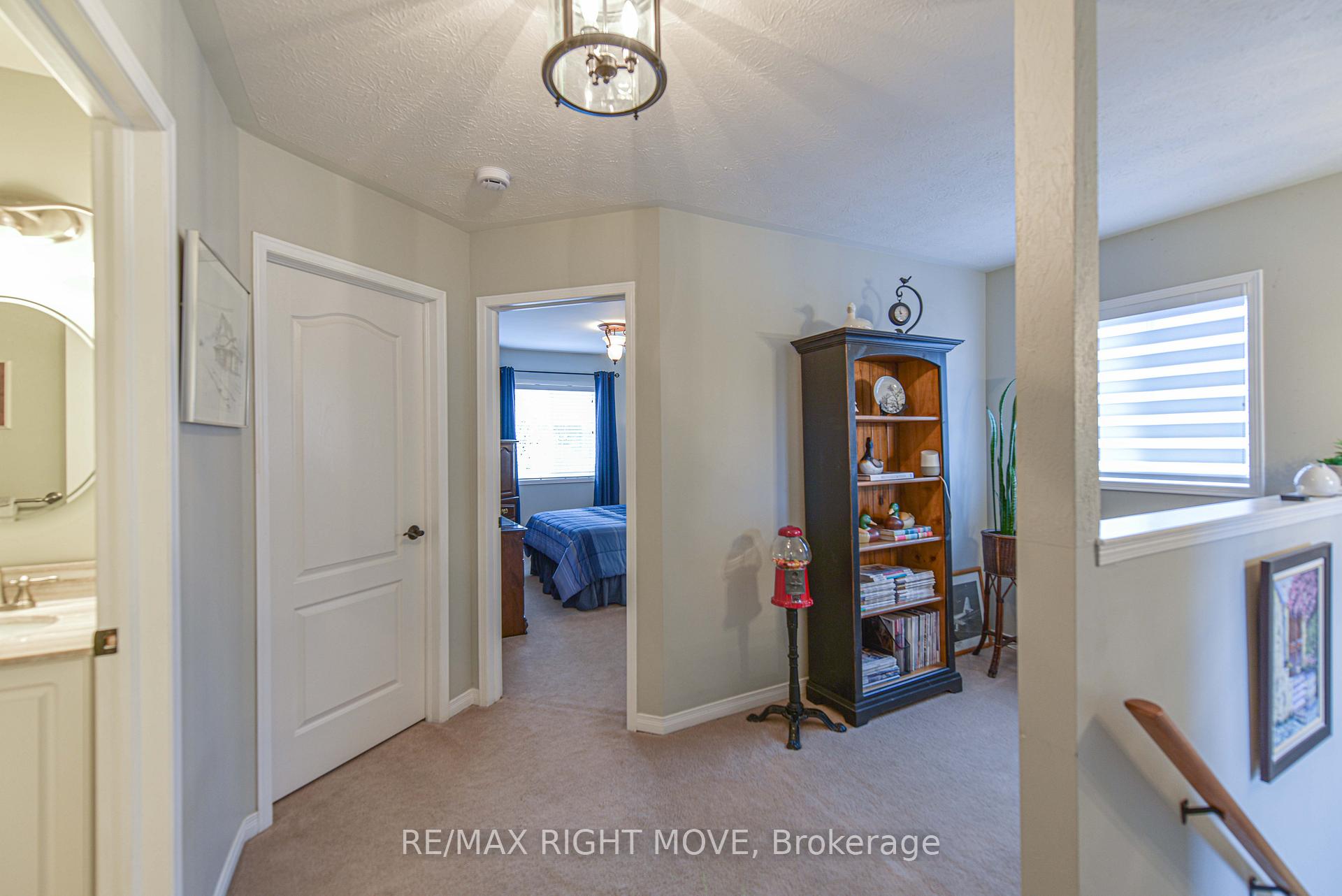 Photo 28 of 49 Julia Crescent, Orillia — HOMEH
