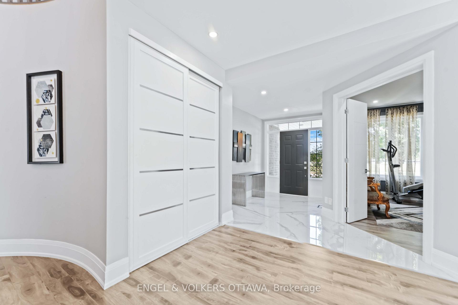 Photo 5 of 774 Scala Avenue, Ottawa, Avalon East — HOMEH