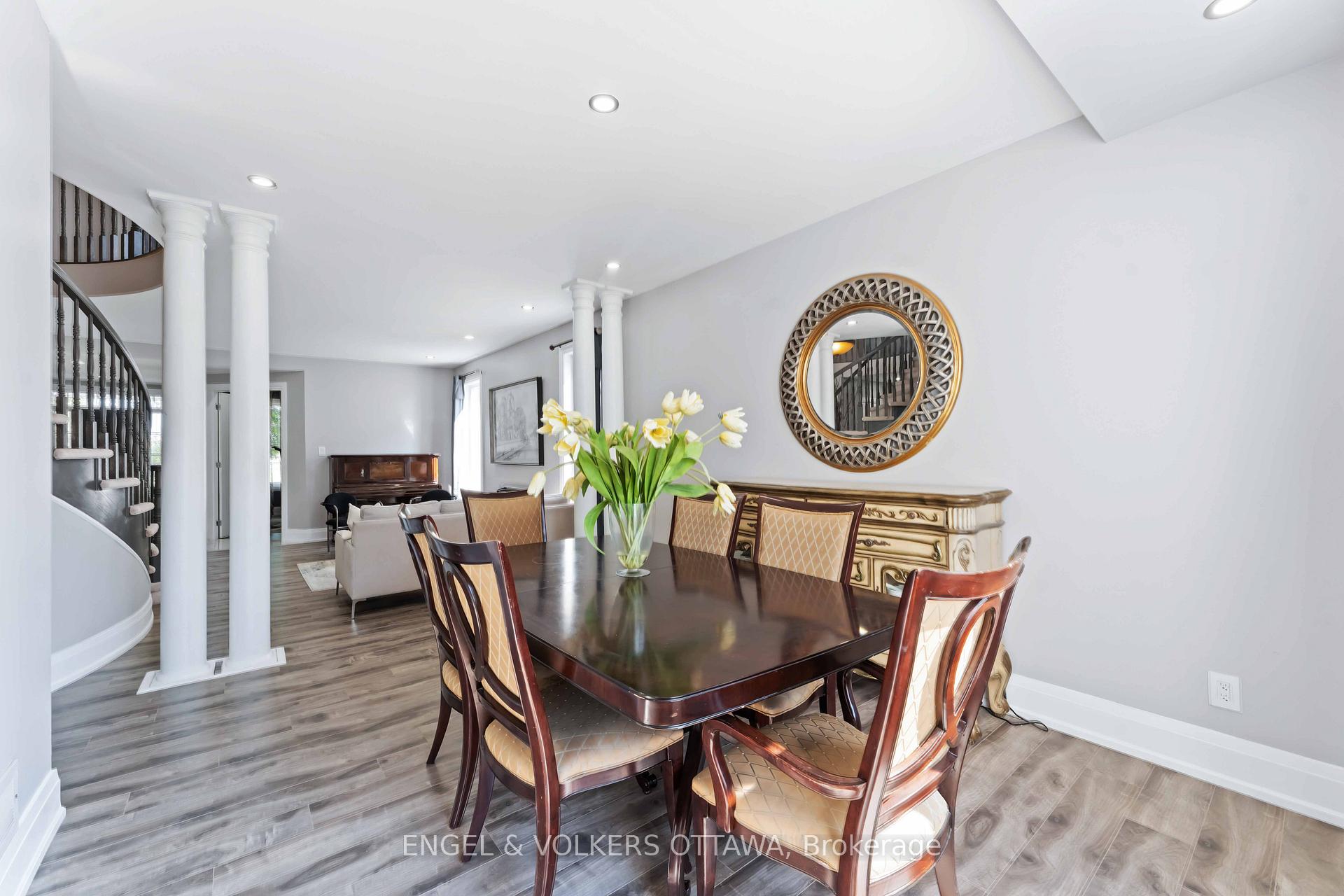 Photo 12 of 774 Scala Avenue, Ottawa, Avalon East — HOMEH