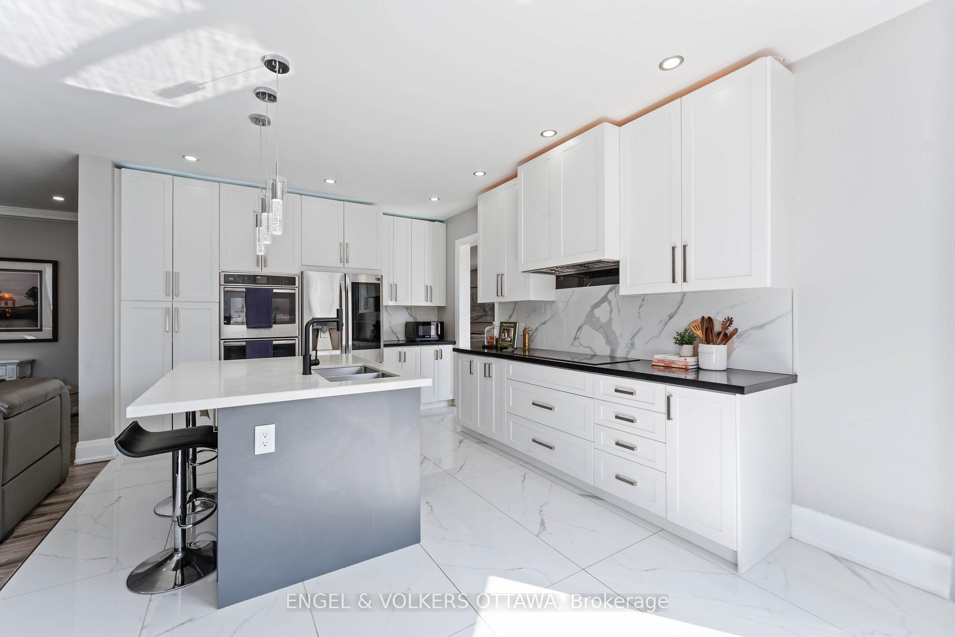 Photo 13 of 774 Scala Avenue, Ottawa, Avalon East — HOMEH