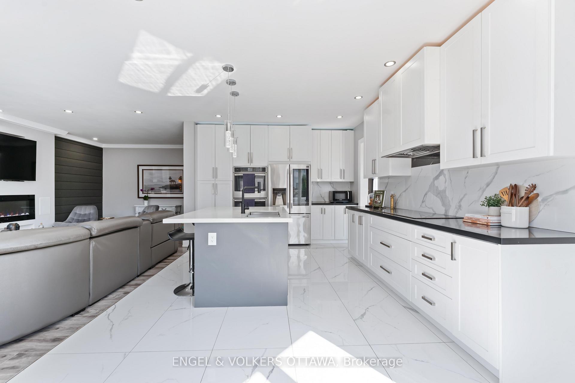 Photo 14 of 774 Scala Avenue, Ottawa, Avalon East — HOMEH