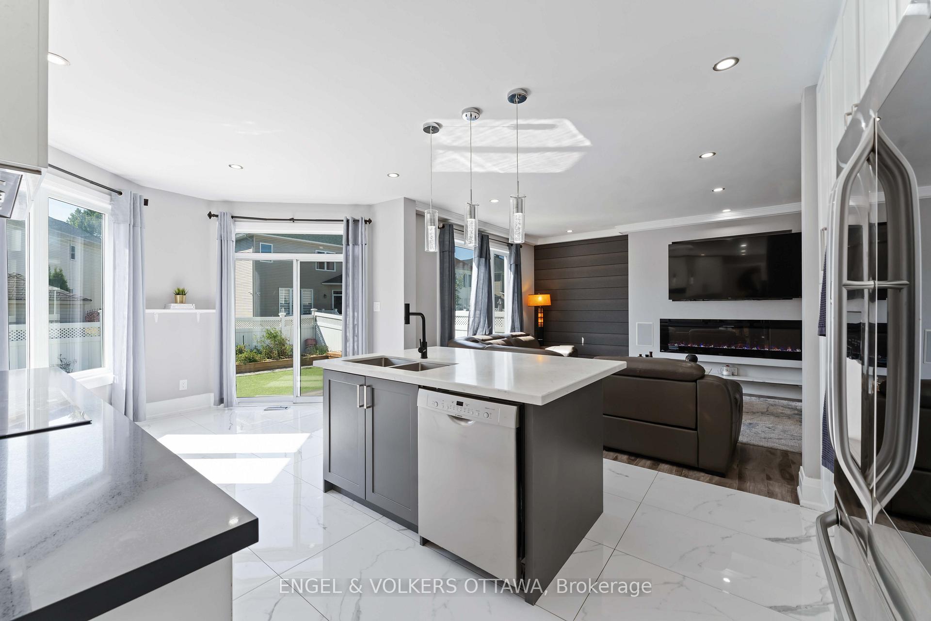 Photo 16 of 774 Scala Avenue, Ottawa, Avalon East — HOMEH