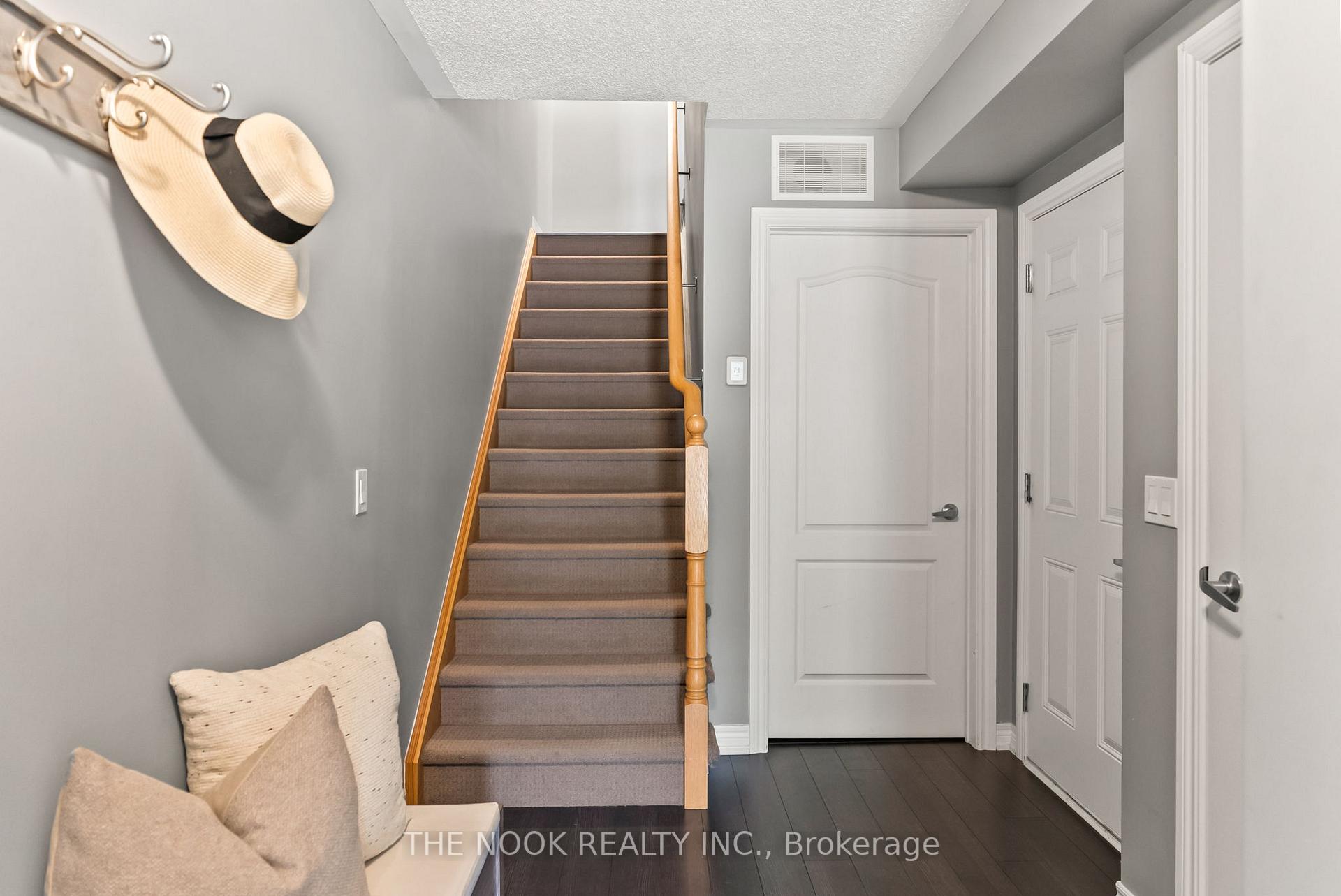 Photo 7 of 76 Tabaret Crescent, Oshawa, Windfields — HOMEH
