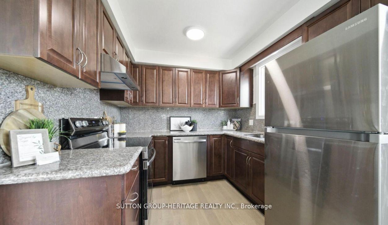 Photo 6 of Unit MAIN, 472 Park Road S, Oshawa, Vanier — HOMEH