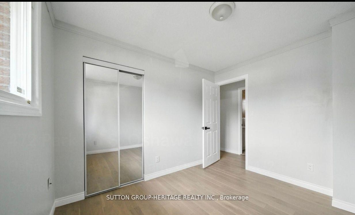 Photo 11 of Unit MAIN, 472 Park Road S, Oshawa, Vanier — HOMEH