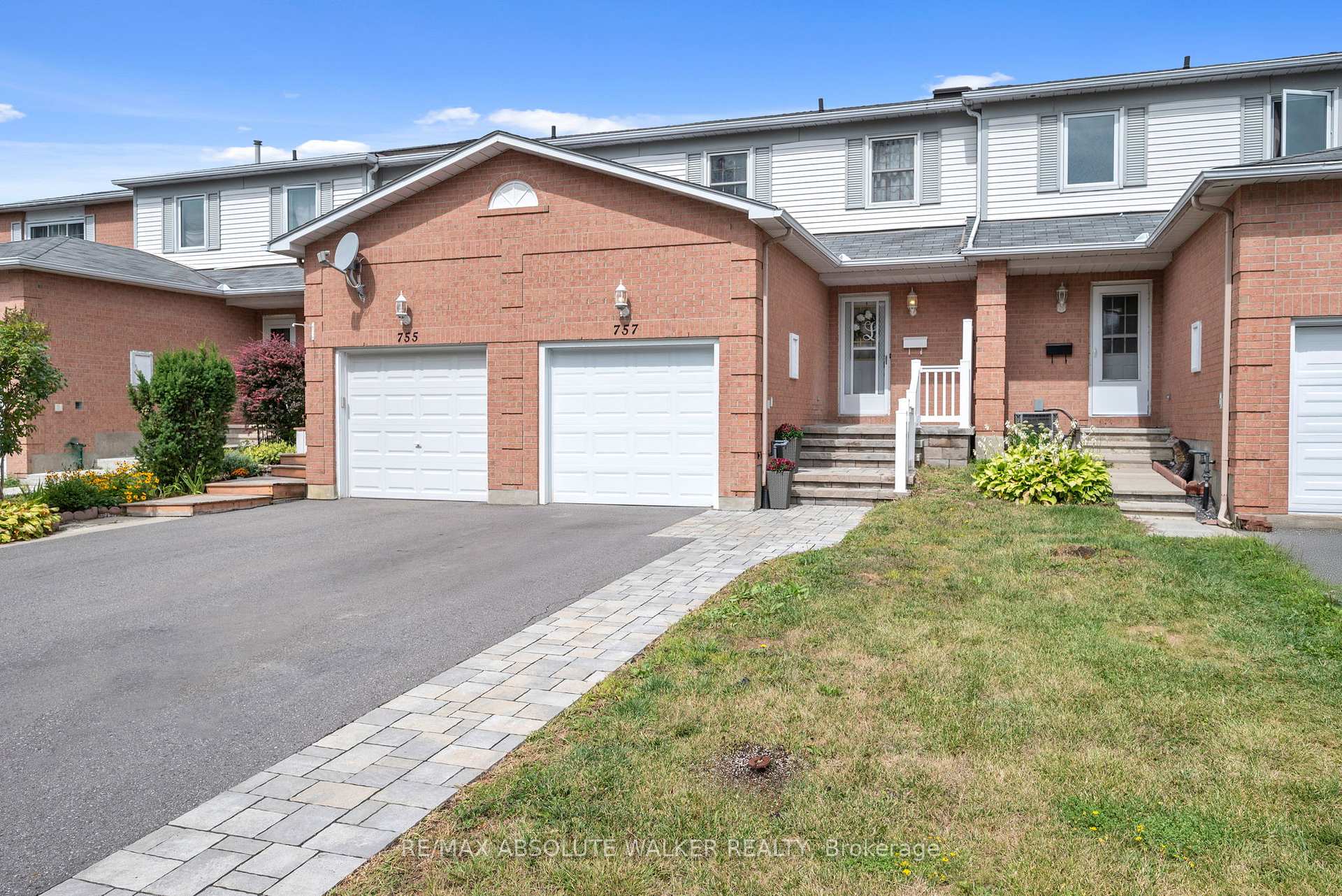 Photo 1 of 757 Clearcrest Crescent, Ottawa, Fallingbrook/Ridgemount — HOMEH
