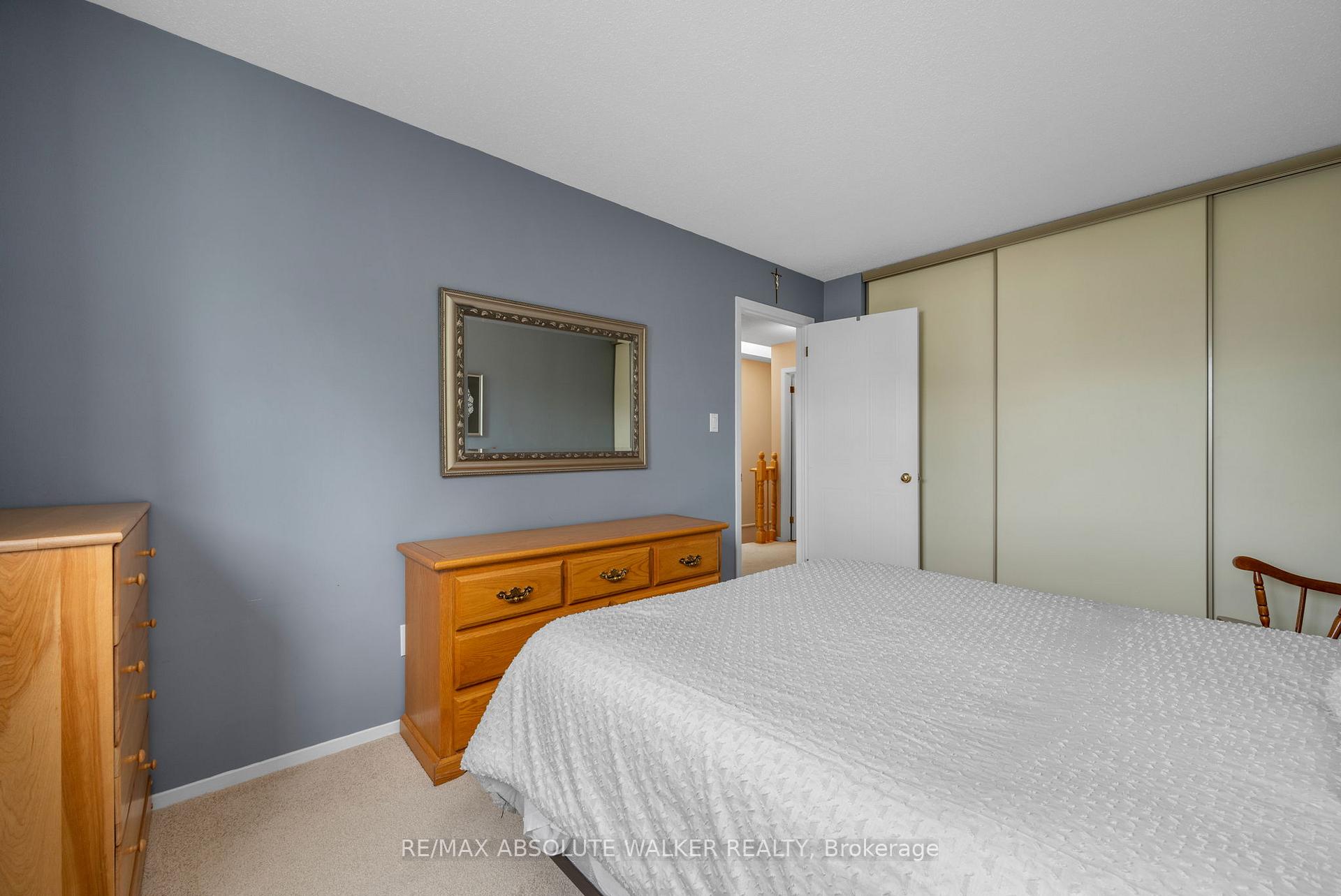 Photo 17 of 757 Clearcrest Crescent, Ottawa, Fallingbrook/Ridgemount — HOMEH