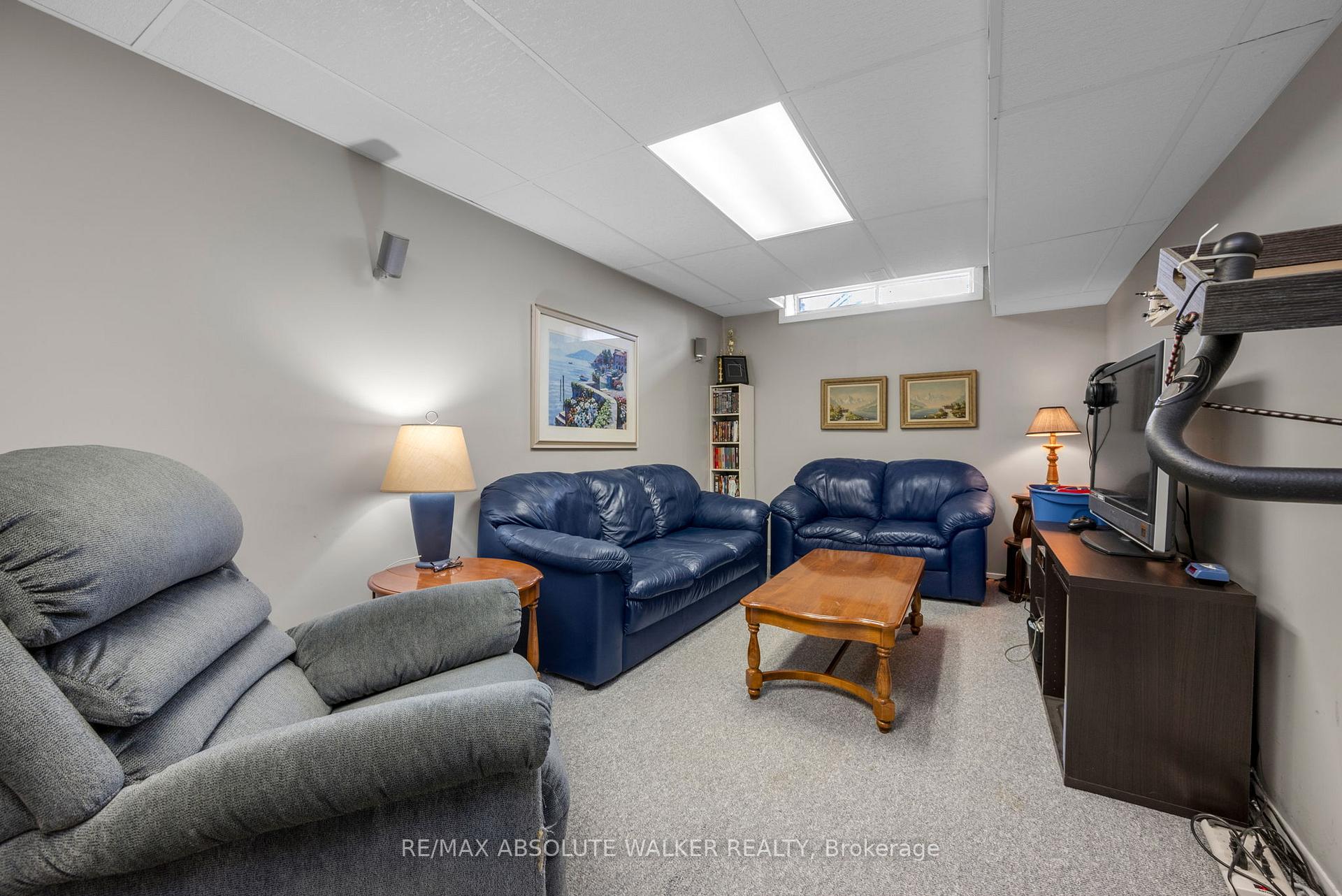 Photo 22 of 757 Clearcrest Crescent, Ottawa, Fallingbrook/Ridgemount — HOMEH