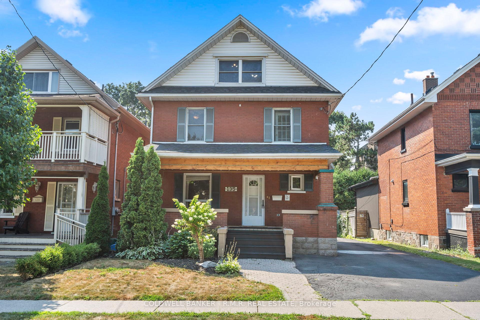 Photo 1 of 135 Brock Street E, Oshawa, O'Neill — HOMEH